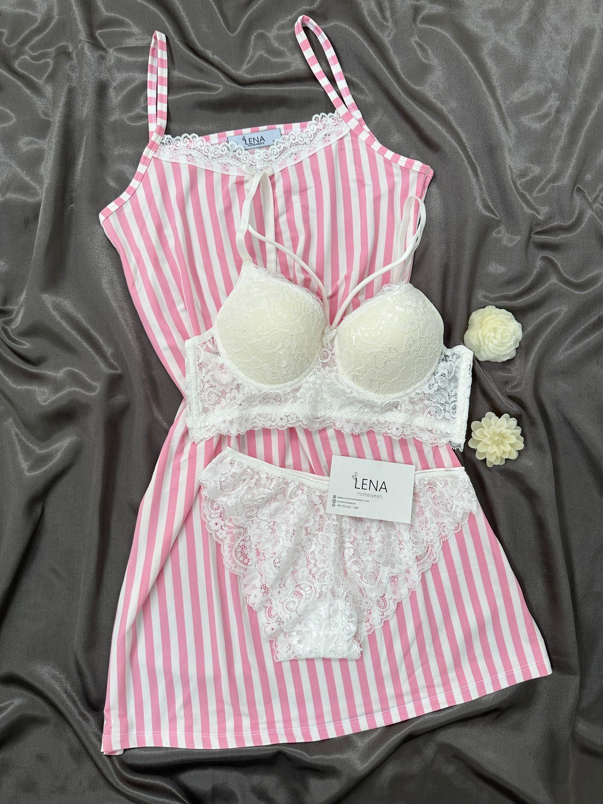 Victoria Askılı Gecelik