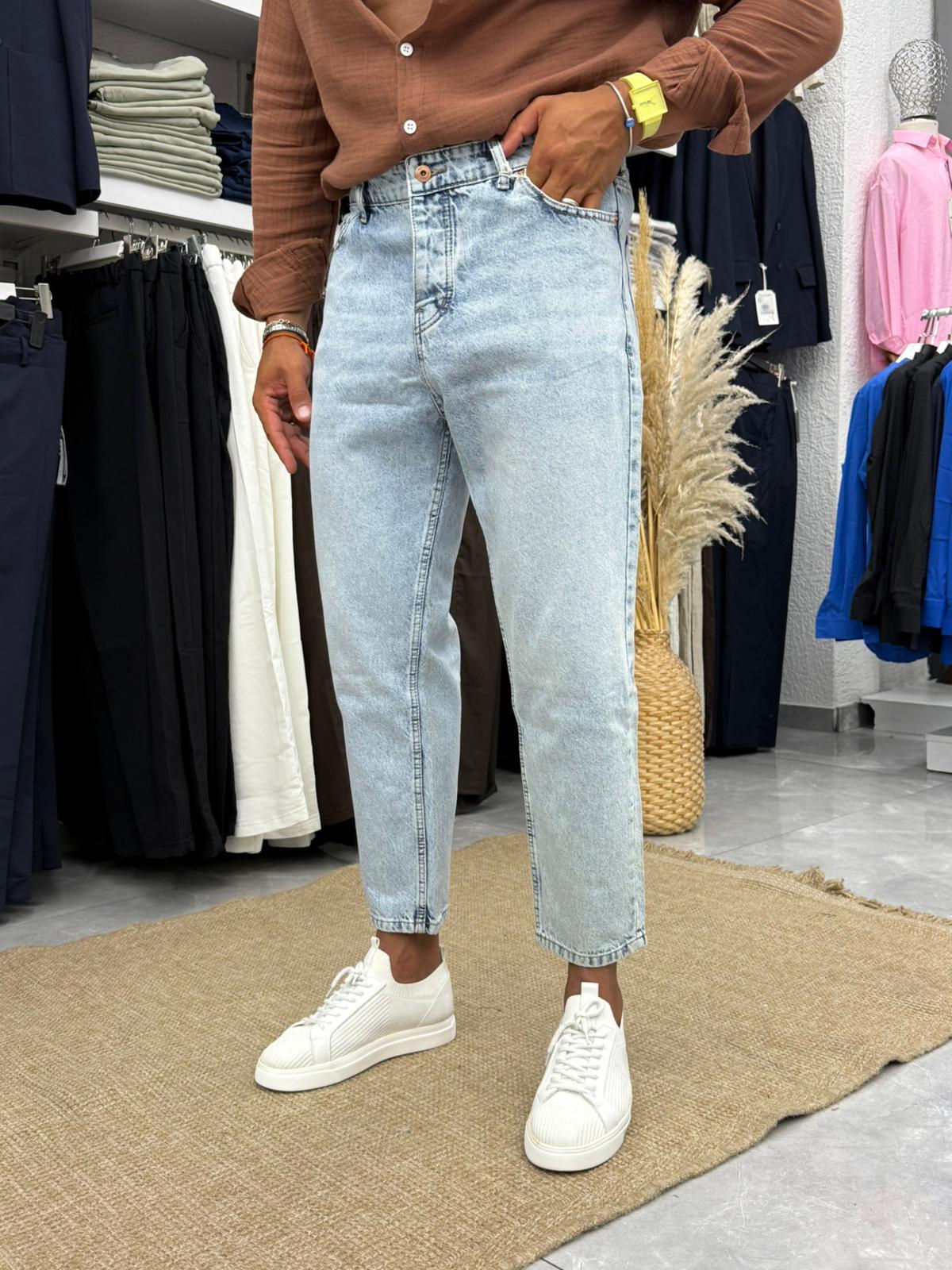 We11 Boyfriend Jean