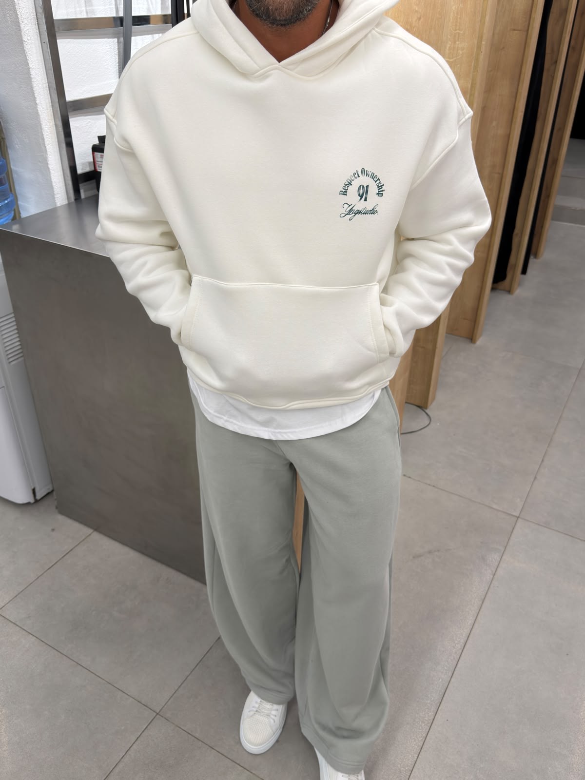 Yıkamalı Yüksek Kalite Sweatshirt Beyaz