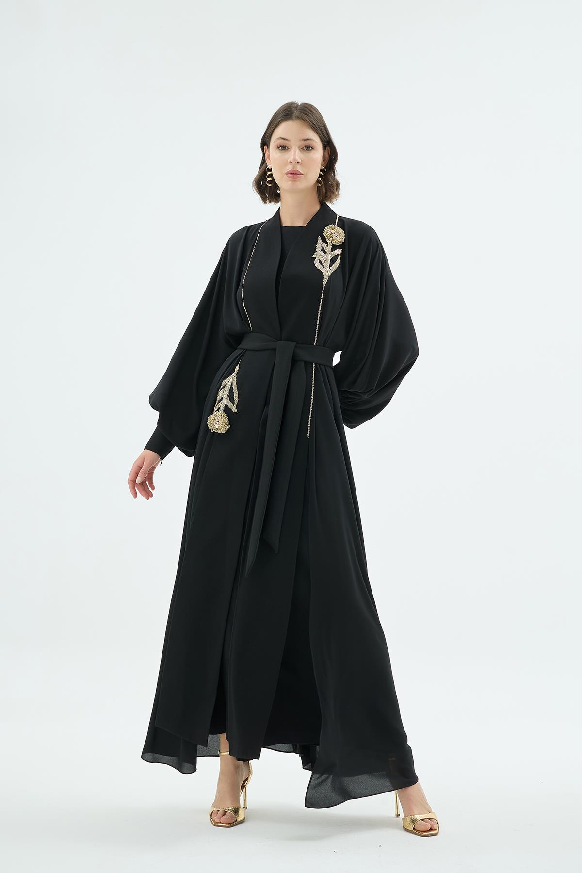 Karla El İşçiliği Gül Motifli Taş İşleme Abaya Siyah