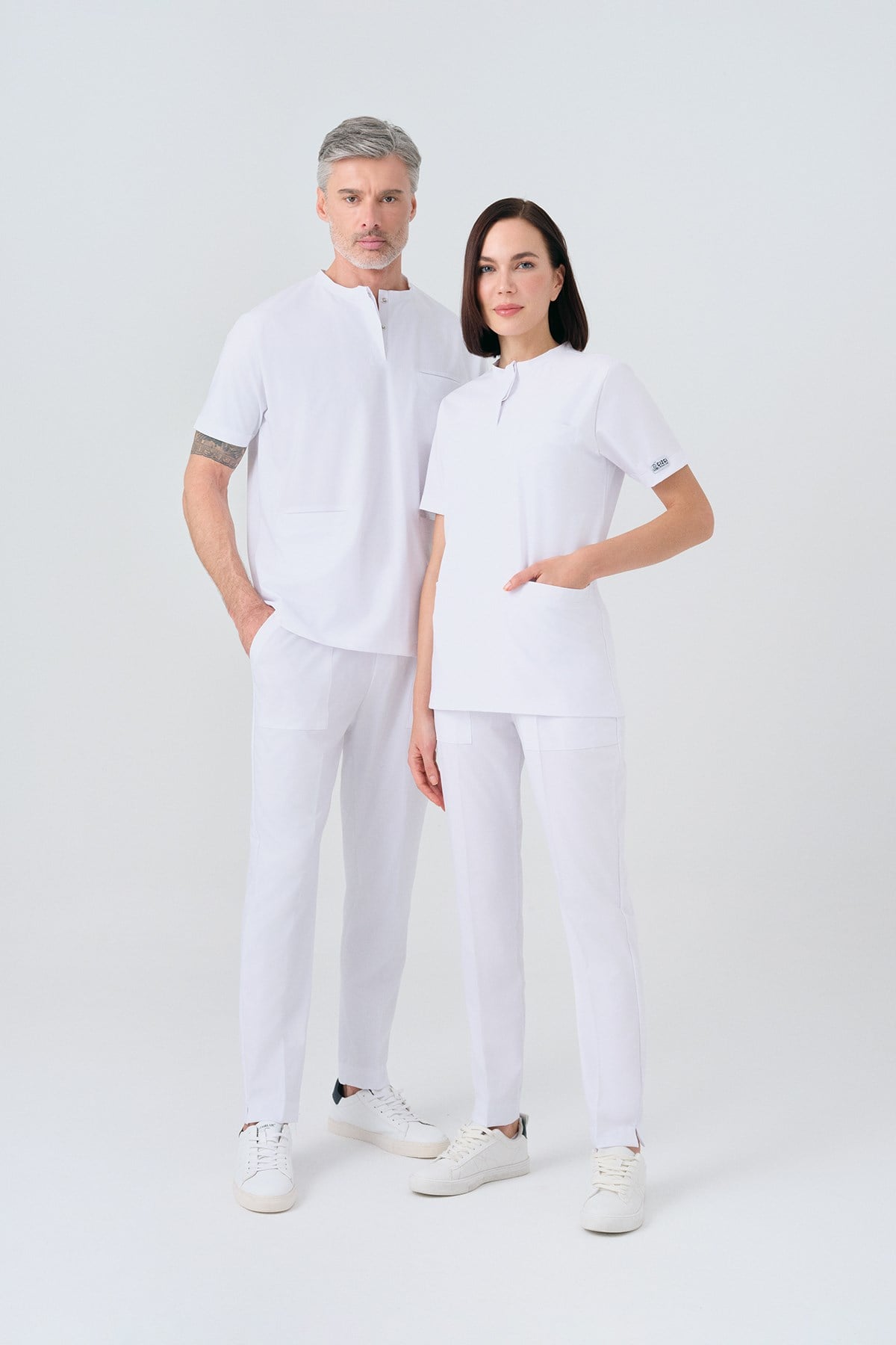 beyaz-cool-best-likra-scrubs-takim-cif-c5-317.jpg
