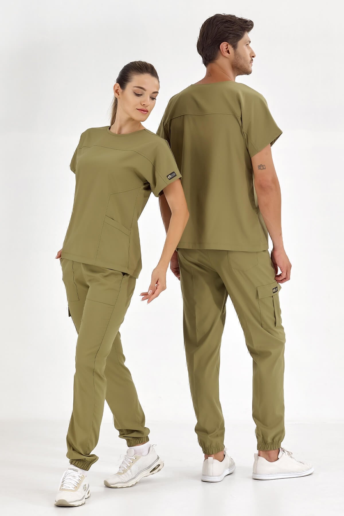haki-basic-luks-likrali-scrubs-takim-d-3031-4.jpg