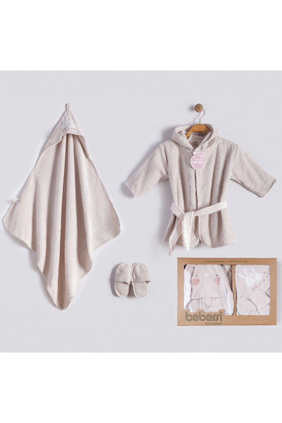 KIZ BEBEK 0-12 AY SWEET BUNNY KUTULU BORNOZ SETİ-TAKIMI