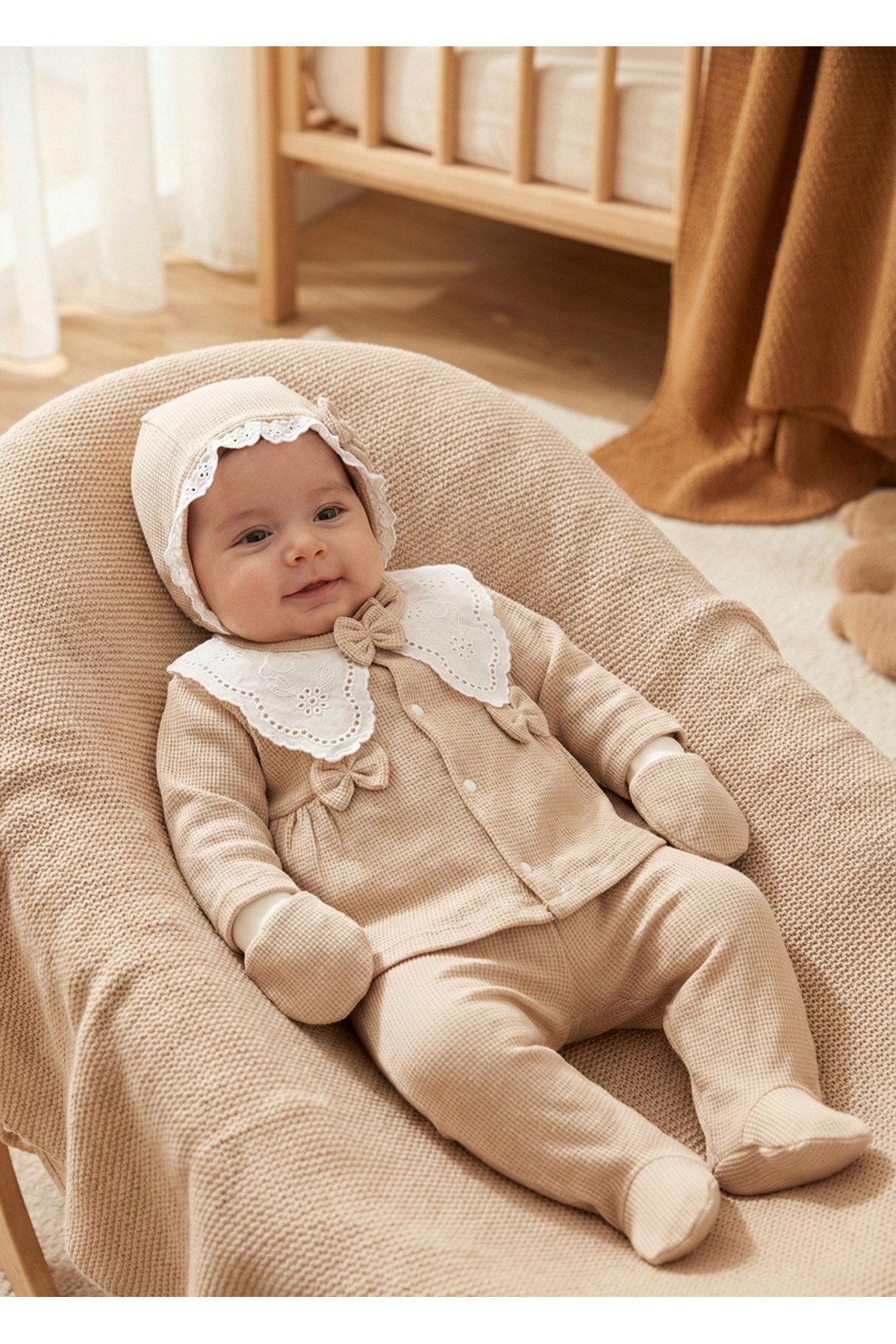KIZ BEBEK FİSTOLU WAFFLE 5'Lİ YENİDOĞAN HASTANE ÇIKIŞI ZIBIN SETİ