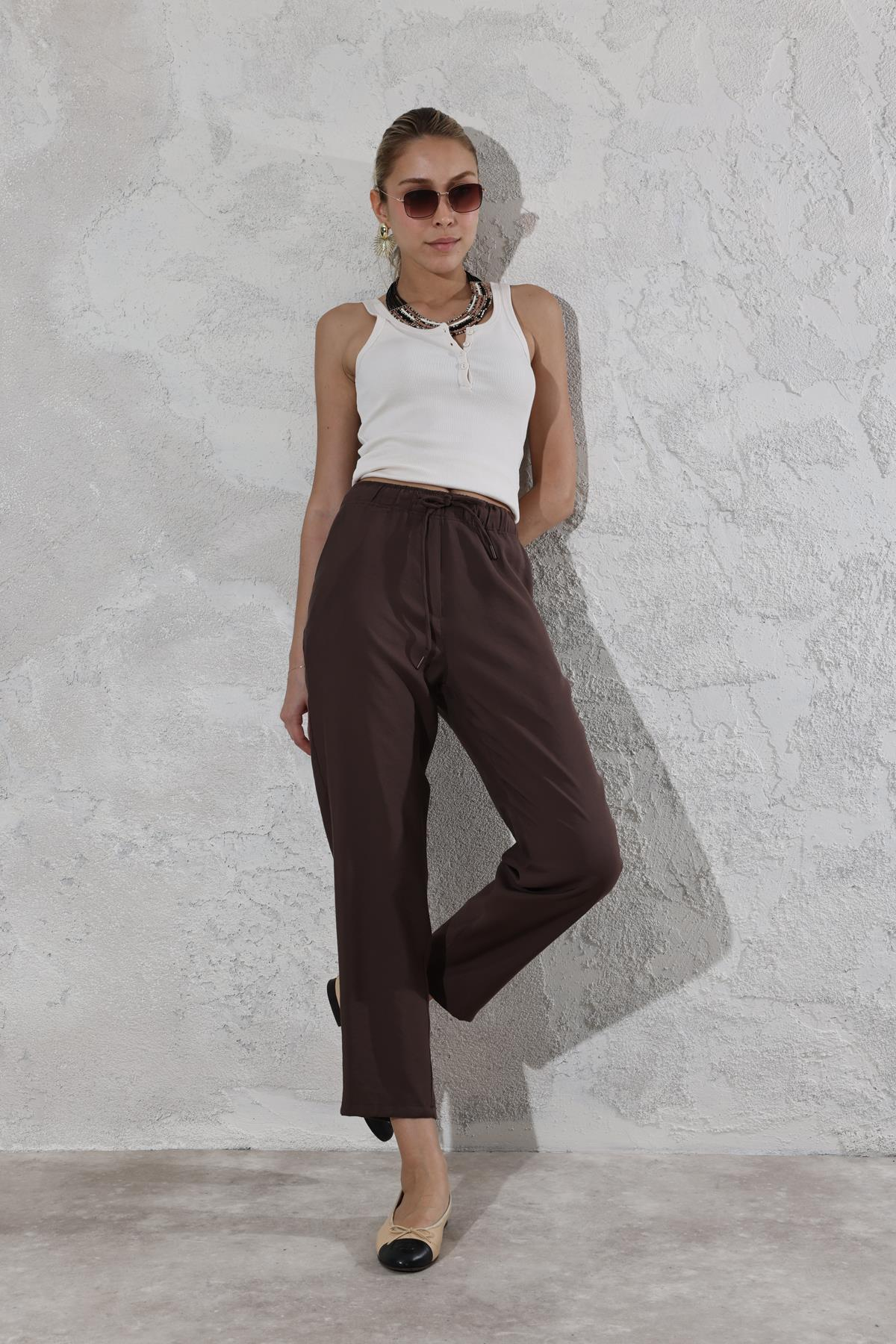Acı Kahve Beli Lastikli Havuç Pantolon 24098