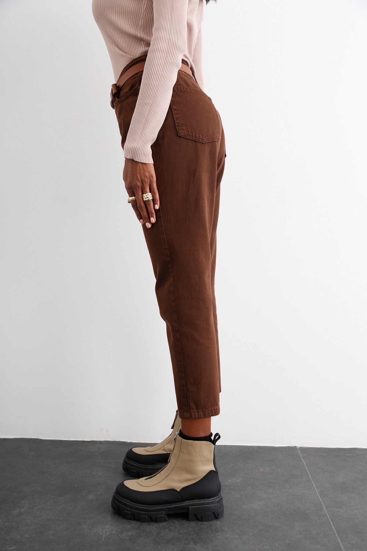 Acı Kahve Yüksek Bel Mom Fit Jean-1 