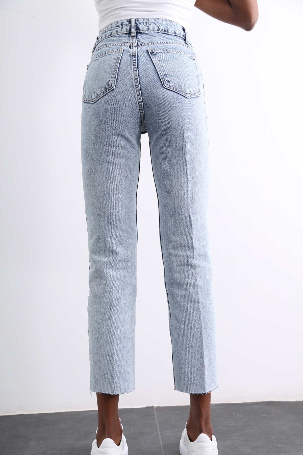 Açık Mavi Yüksek Bel Boyfit Jean MGZ224