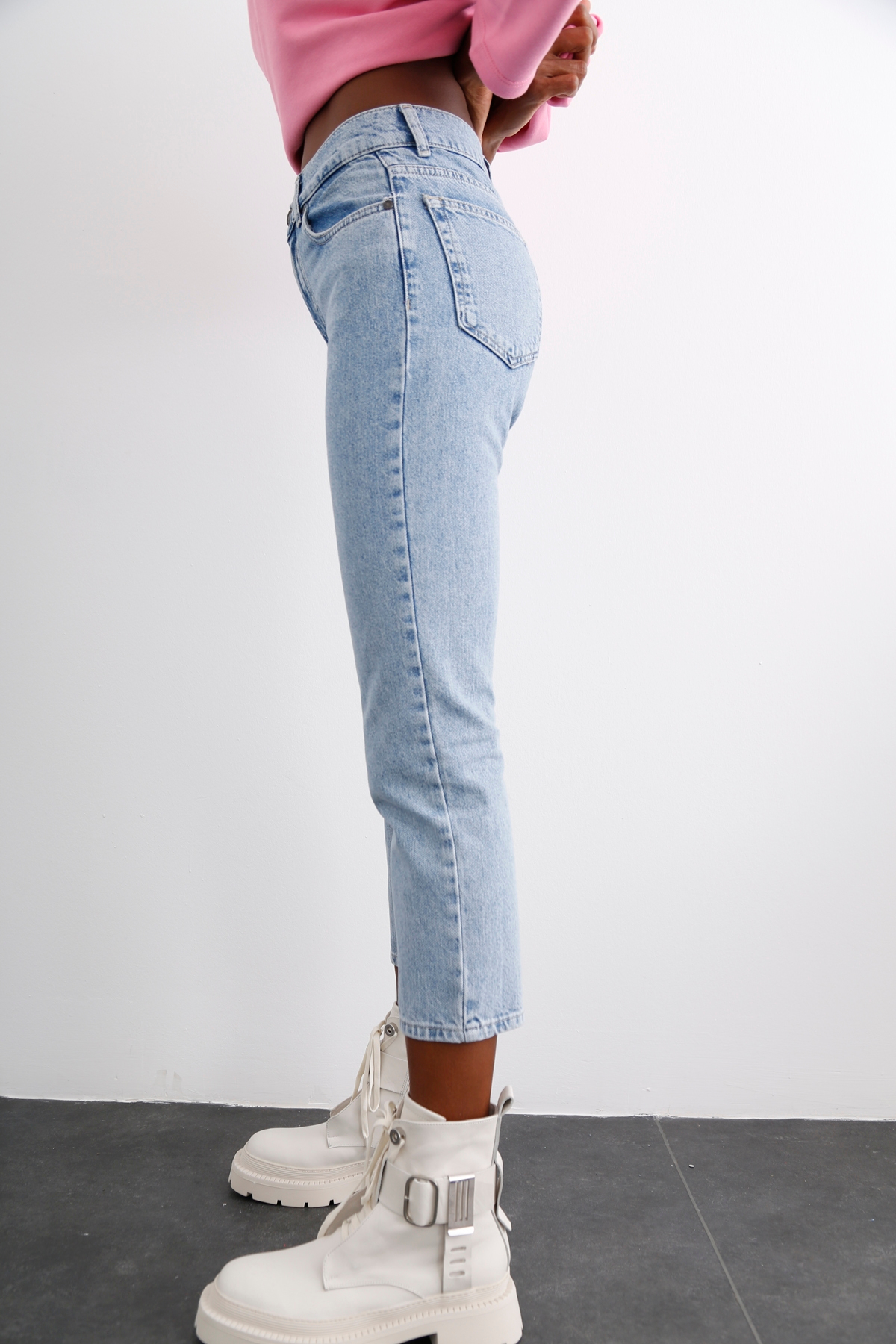 Açık Mavi Yüksek Bel Boyfriend Jean 