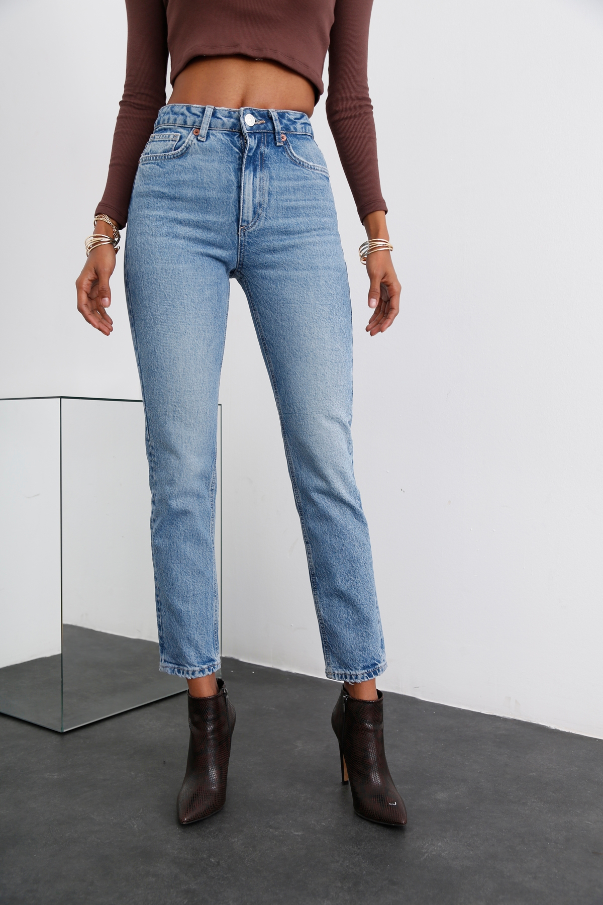 Açık Mavi Yüksek Bel Yıkamalı Slim Fit Jean 