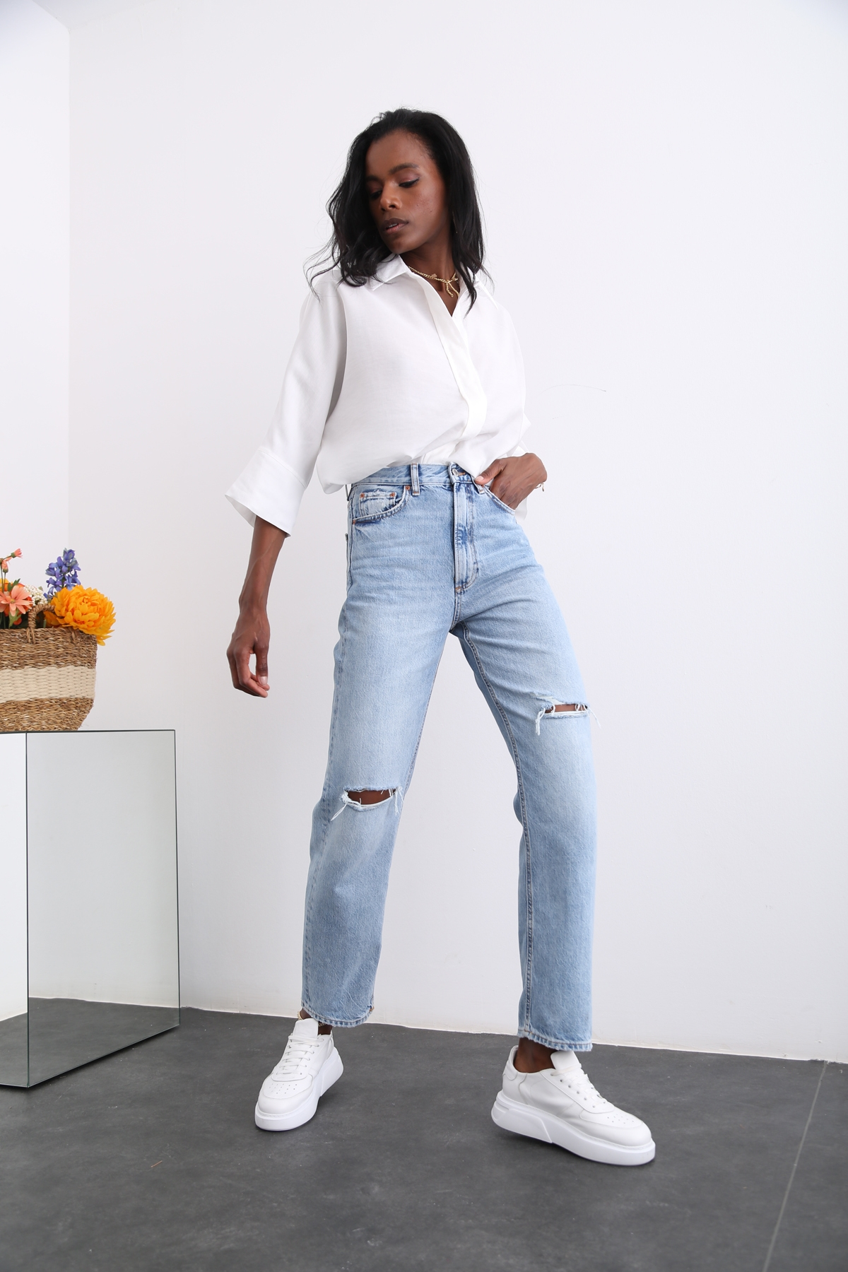 Açık Mavi Yüksek Bel Yırtıklı Boyfriend Jean 