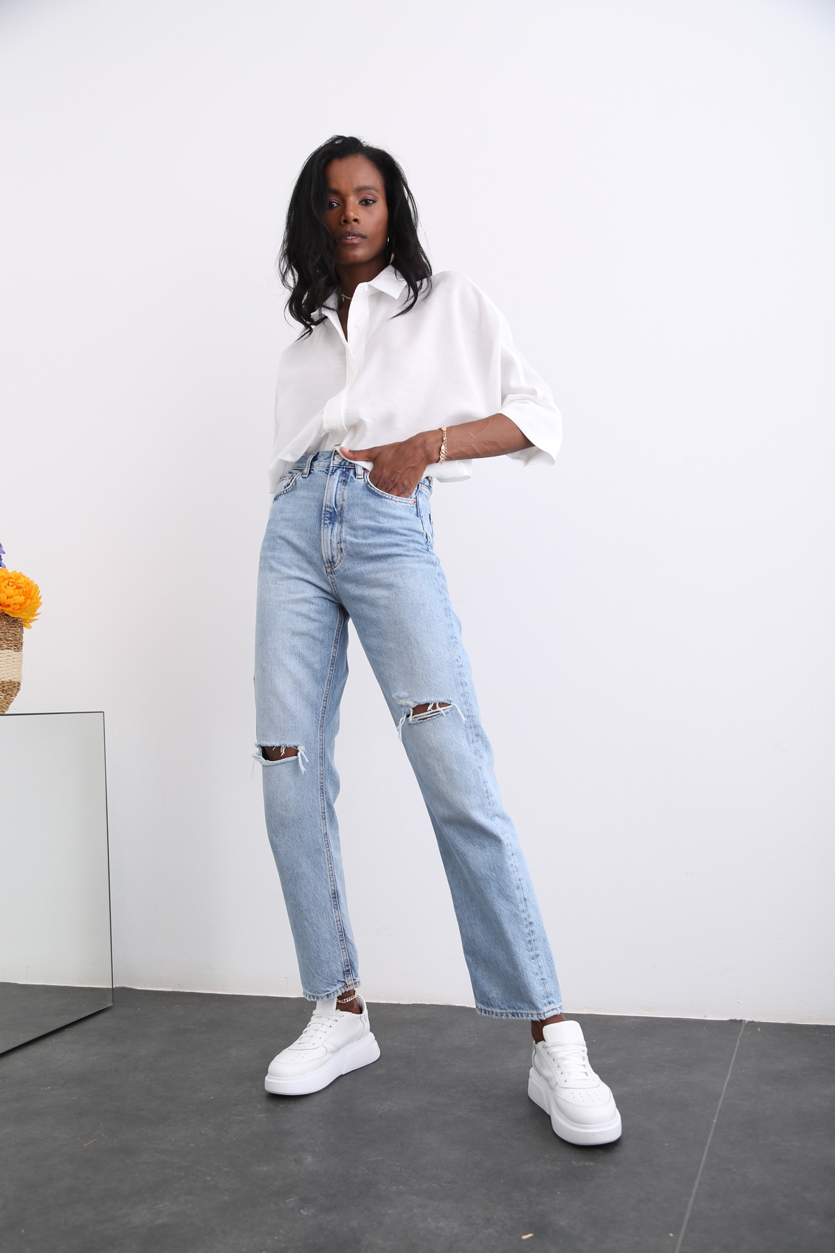 Açık Mavi Yüksek Bel Yırtıklı Boyfriend Jean 