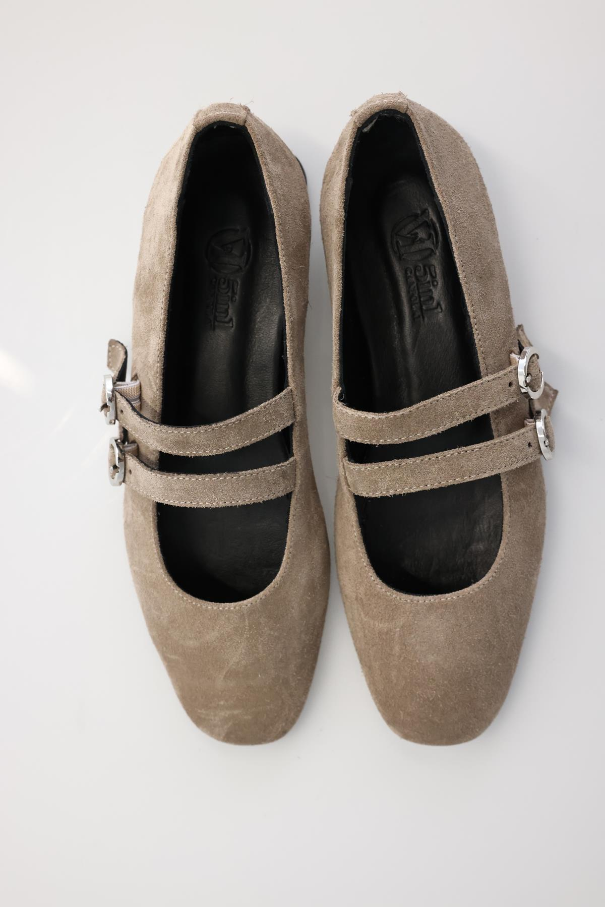 Açık Vizon Tokalı Babet 