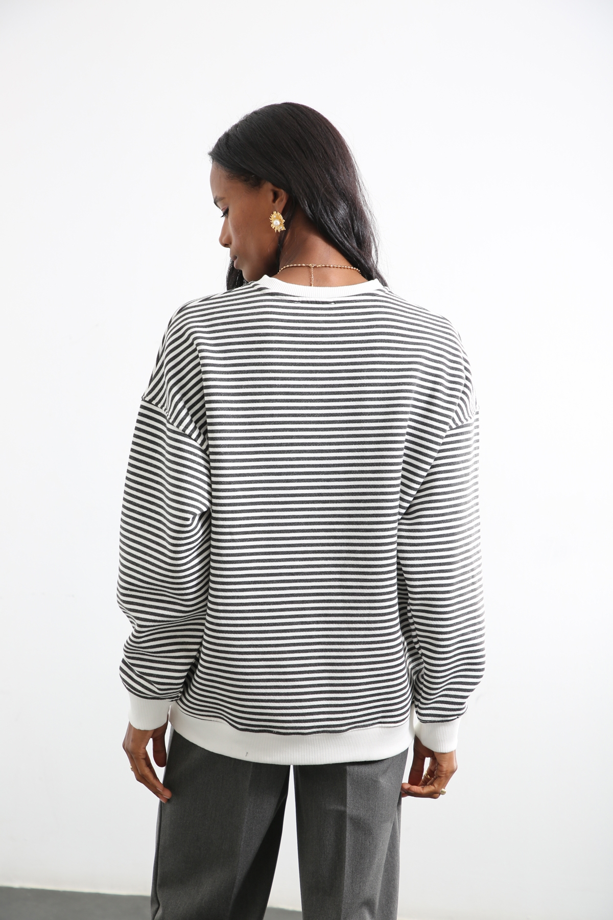 Antrasit Bisiklet Yaka Çizgili Sweatshirt 