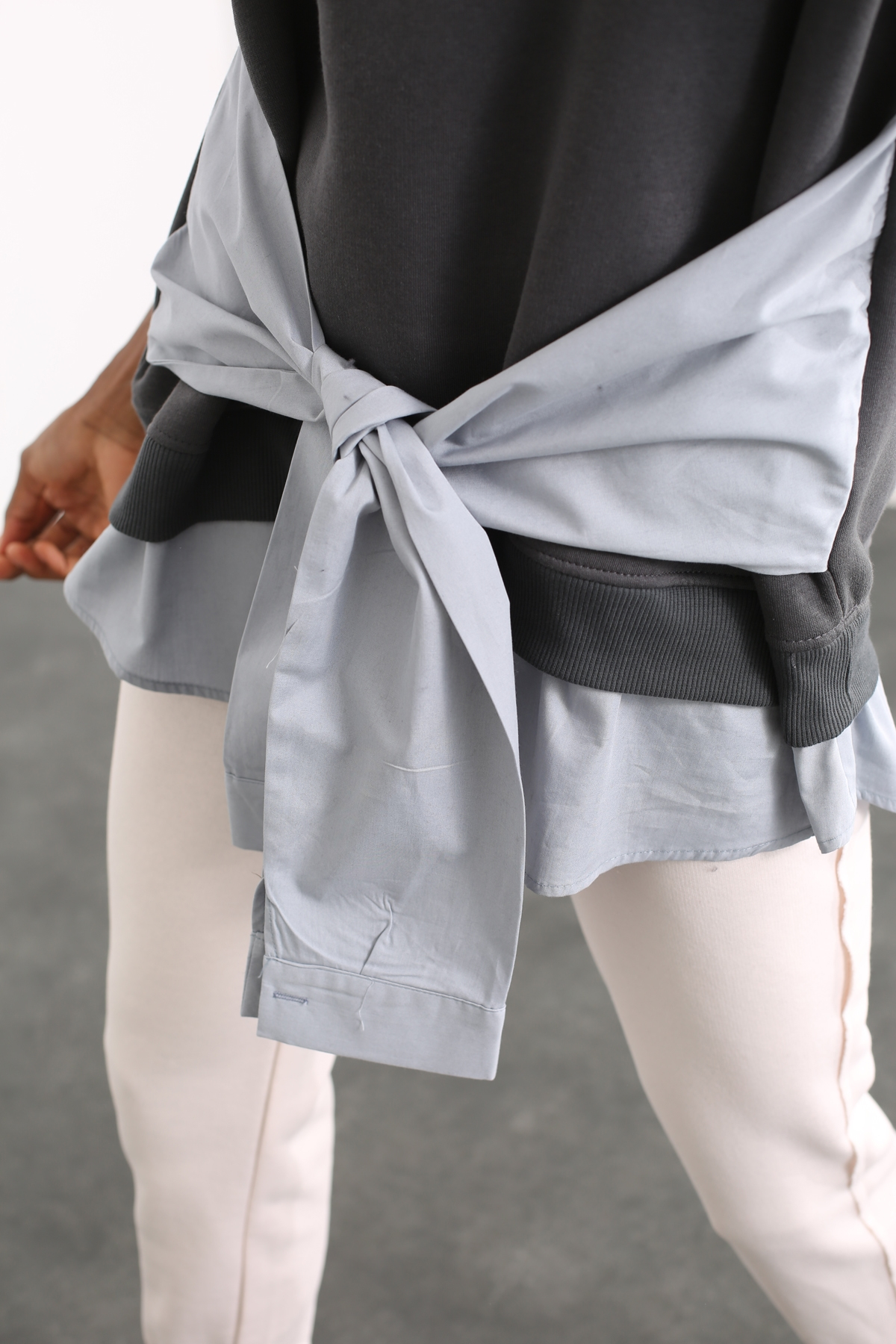 Antrasit Eteği Gömlek Detaylı Sweatshirt 21