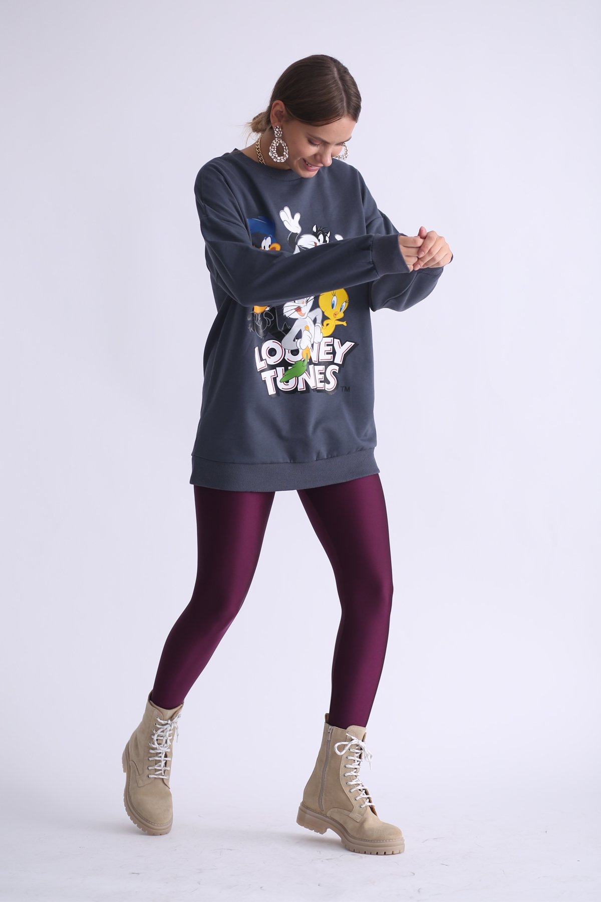 Antrasit Looney Tunes Baskılı Şardonlu Sweatshirt 
