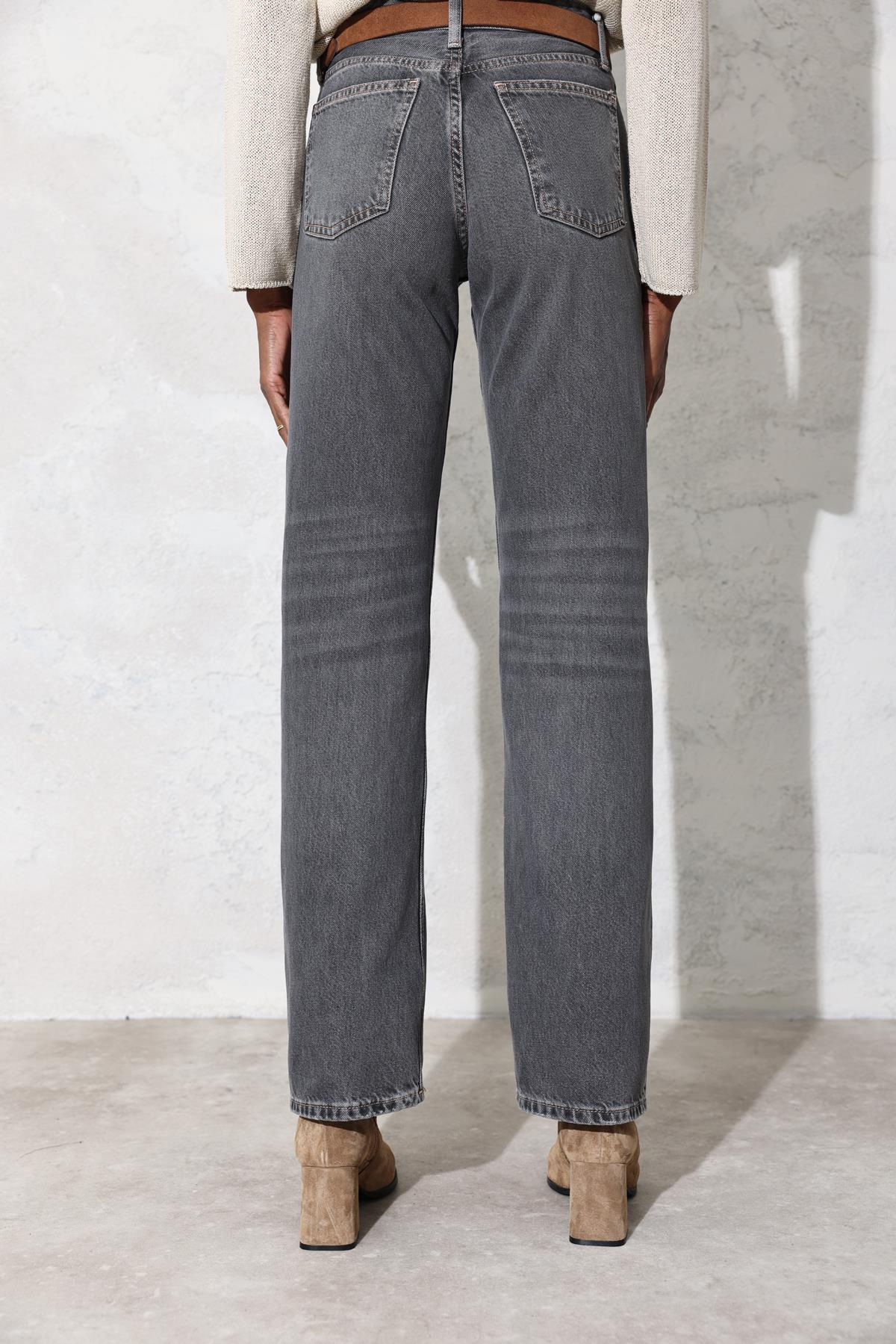 Antrasit Yüksek Bel Straight Jean 