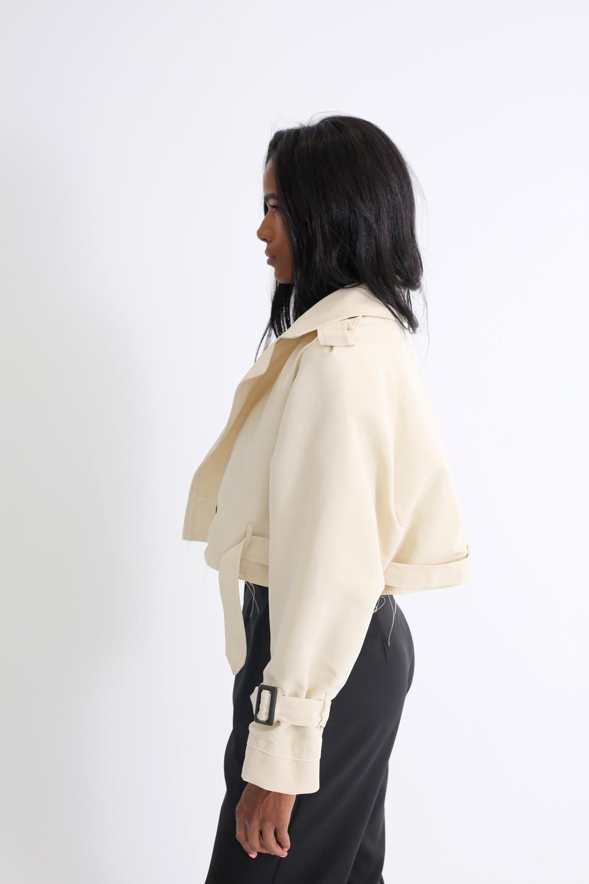 Bej Kemerli Kısa Trenchcoat 54316