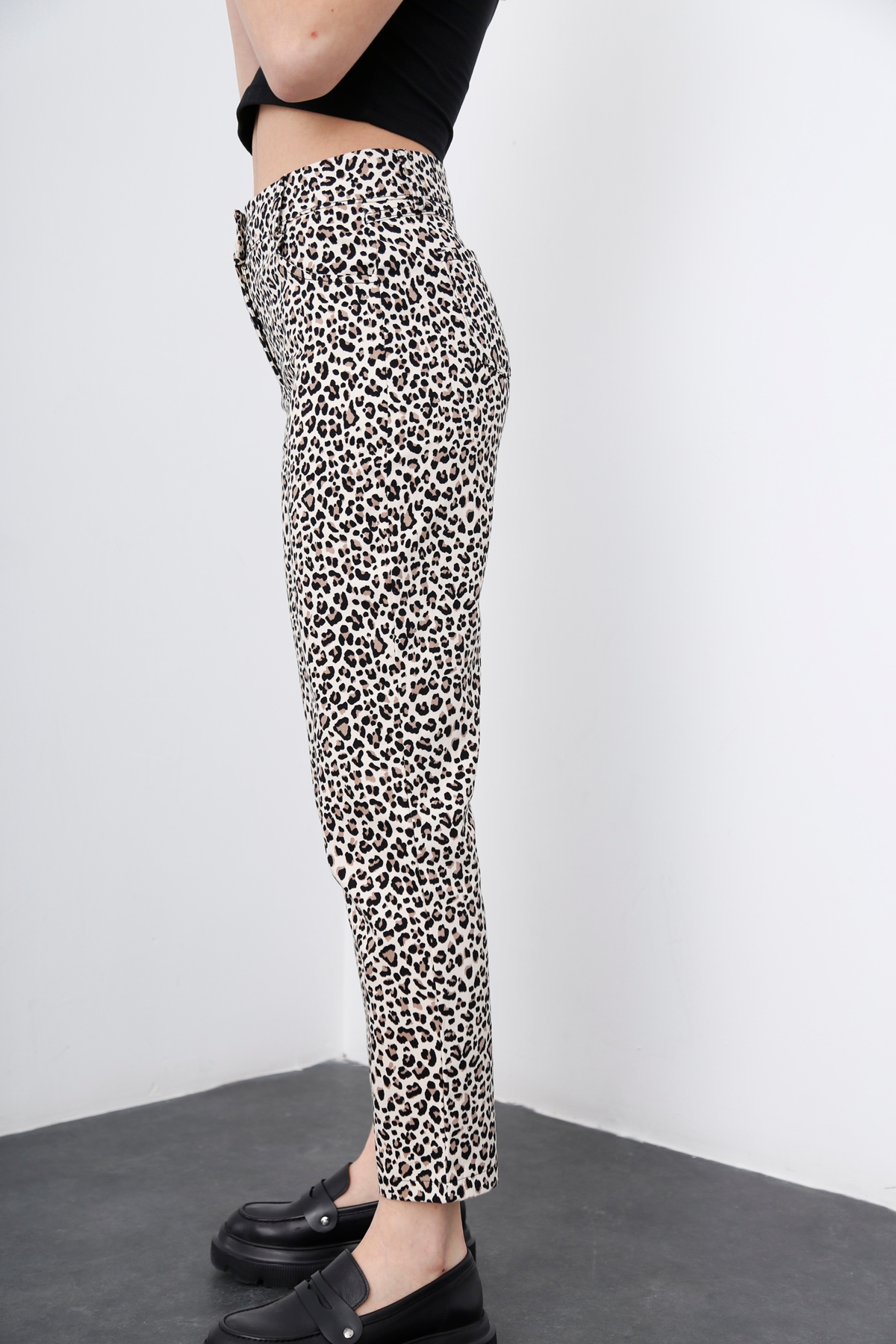 Bej Leopar Desenli Pantolon 00132