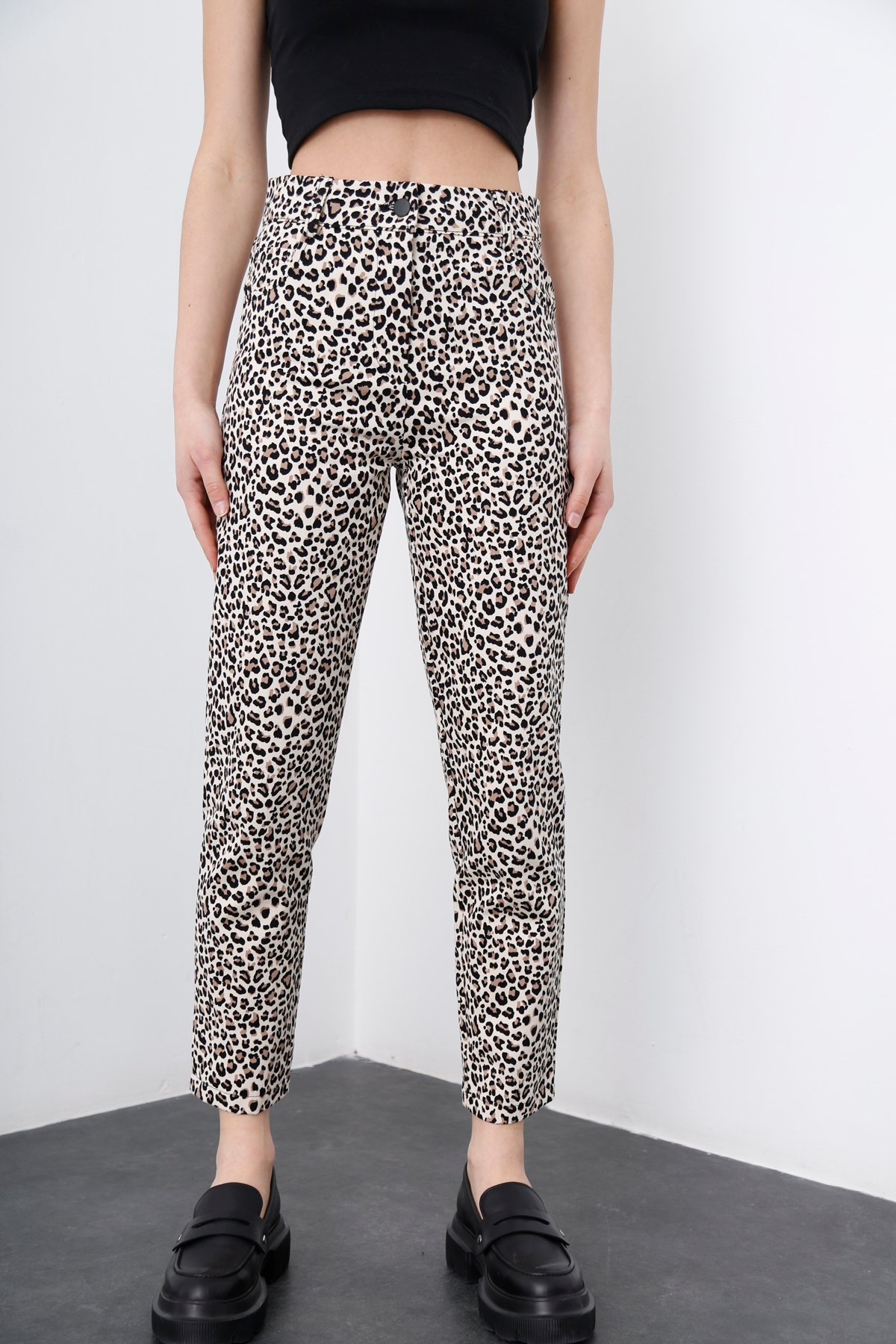 Bej Leopar Desenli Pantolon 00132