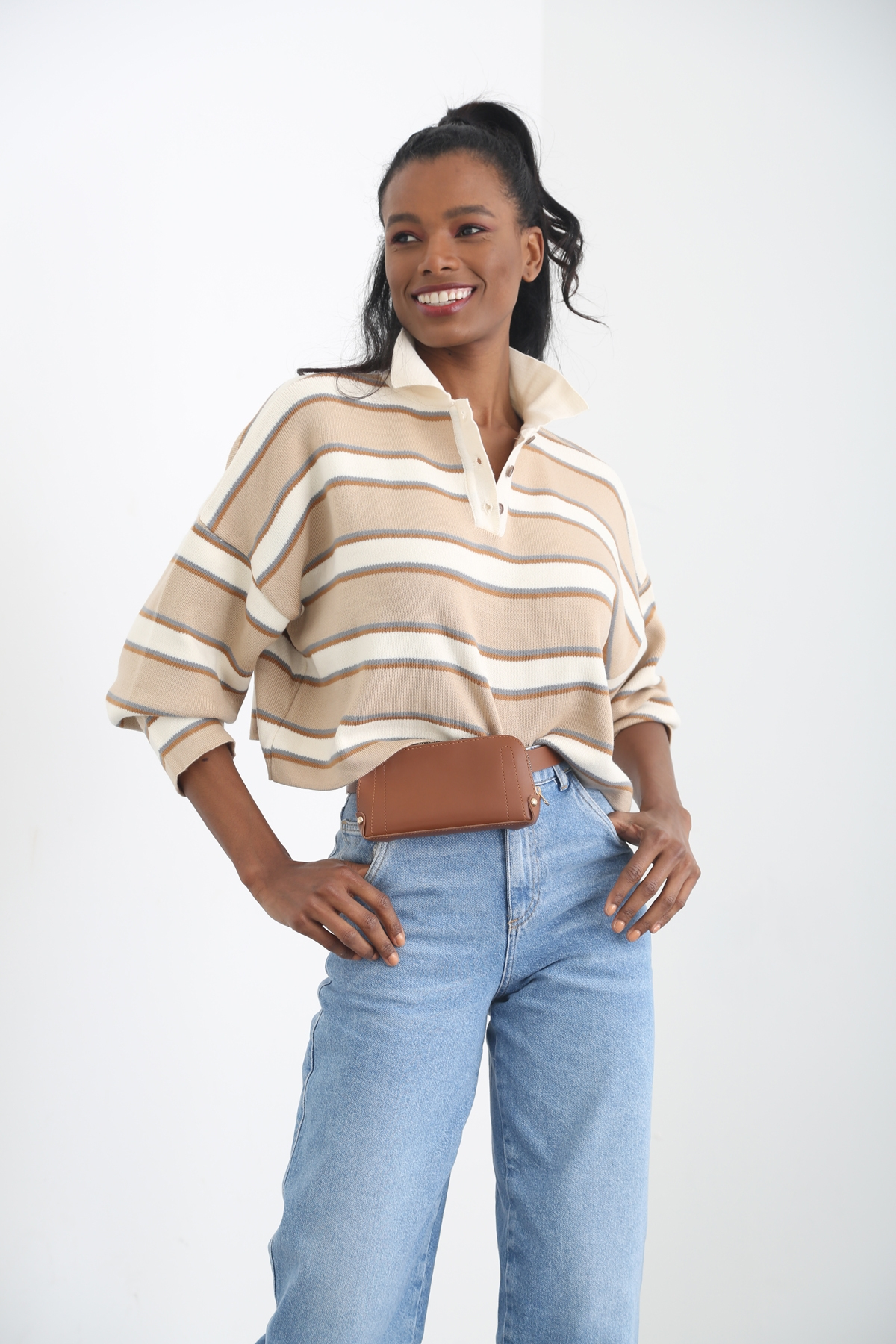 Bej Polo Yaka Çizgili Crop Triko 15505