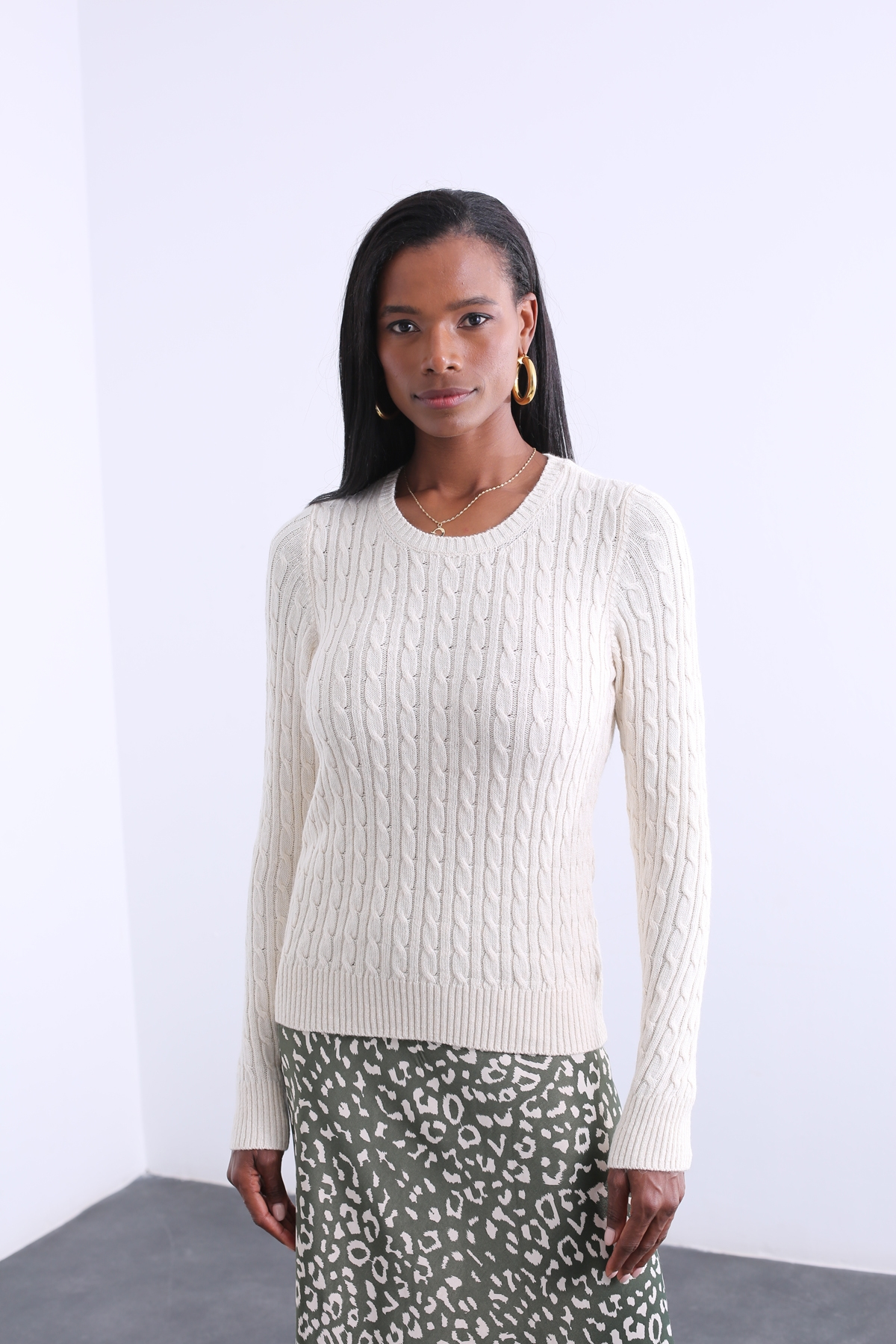 Bej Saç Örgülü Kazak 