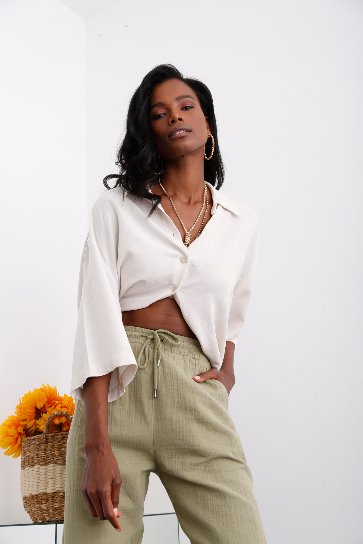 Bej Yırtmaçlı Oversize Gömlek 4619