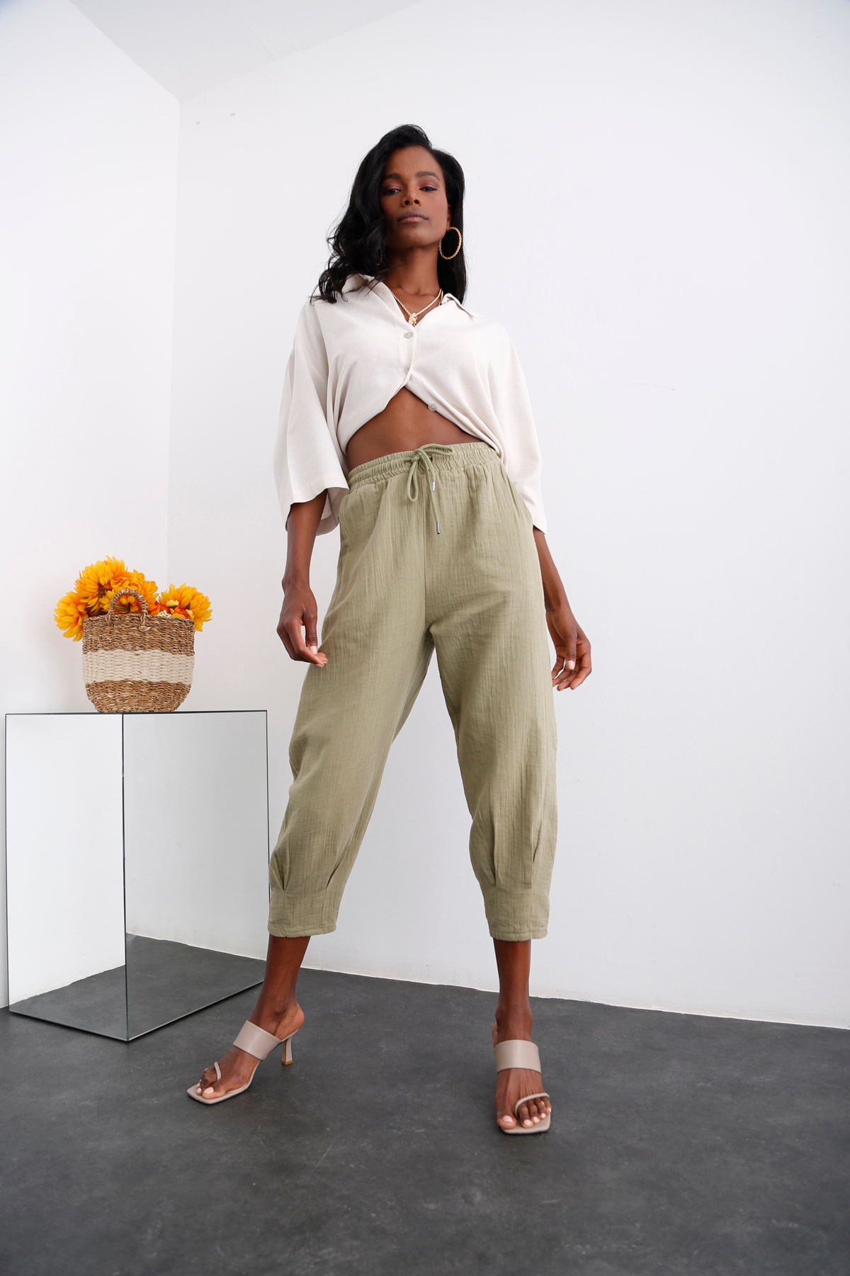 Bej Yırtmaçlı Oversize Gömlek 4619