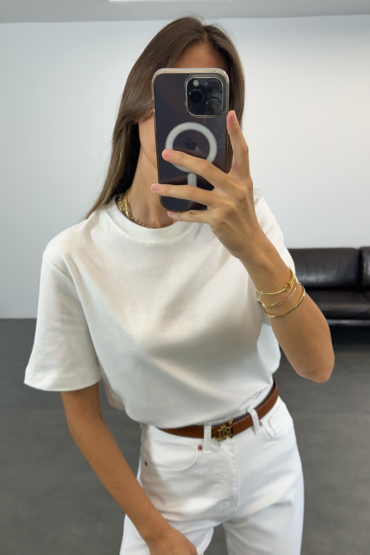 Beyaz Bisiklet Yaka Basic Tişört 1075