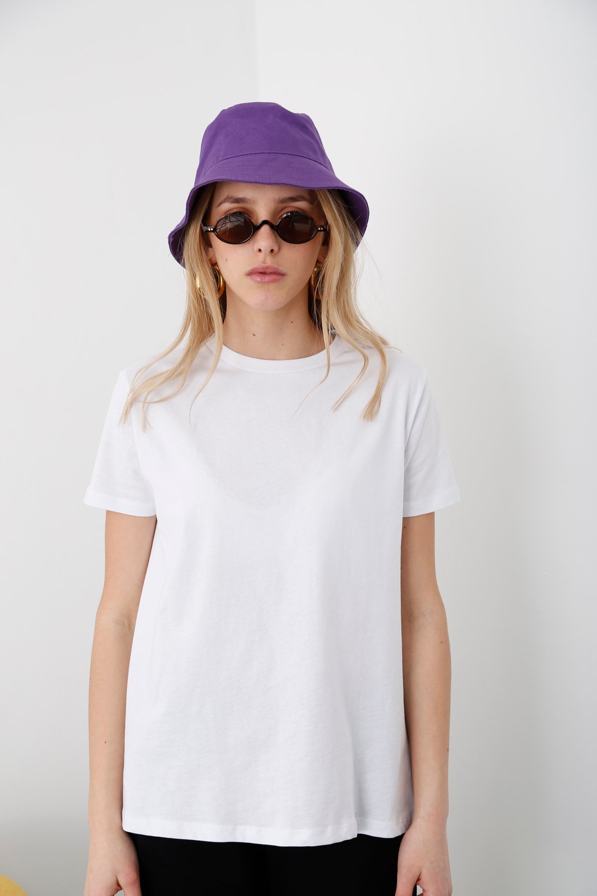 Beyaz Bisiklet Yaka Tshirt 3372