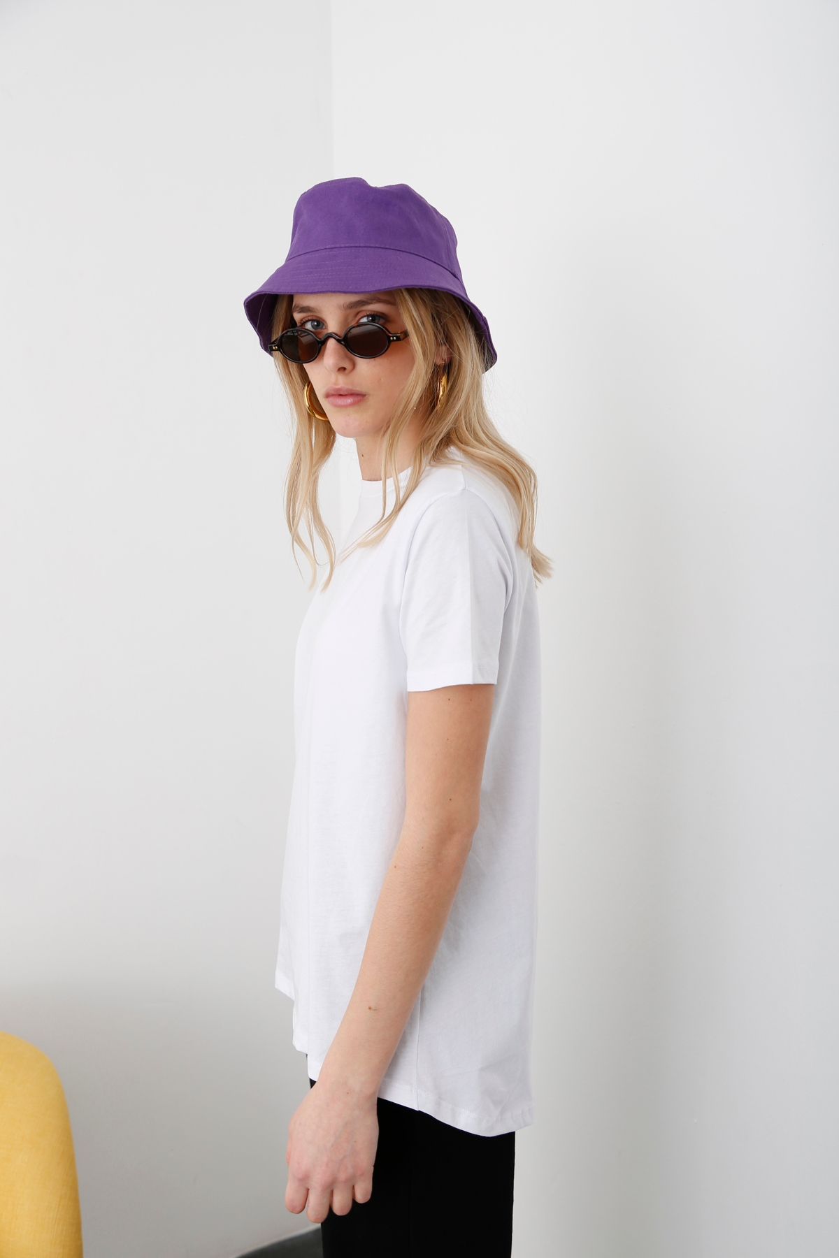 Beyaz Bisiklet Yaka Tshirt 3372