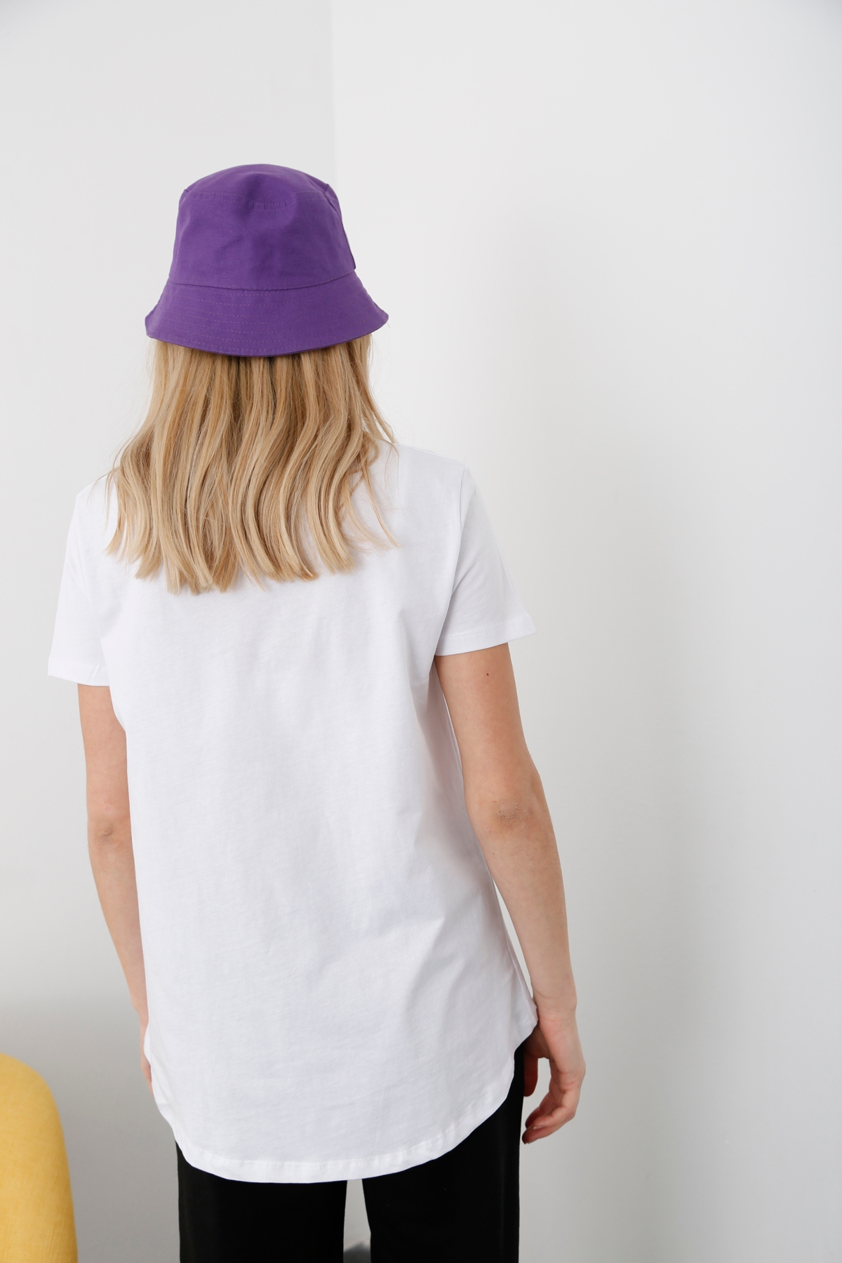 Beyaz Bisiklet Yaka Tshirt 3372