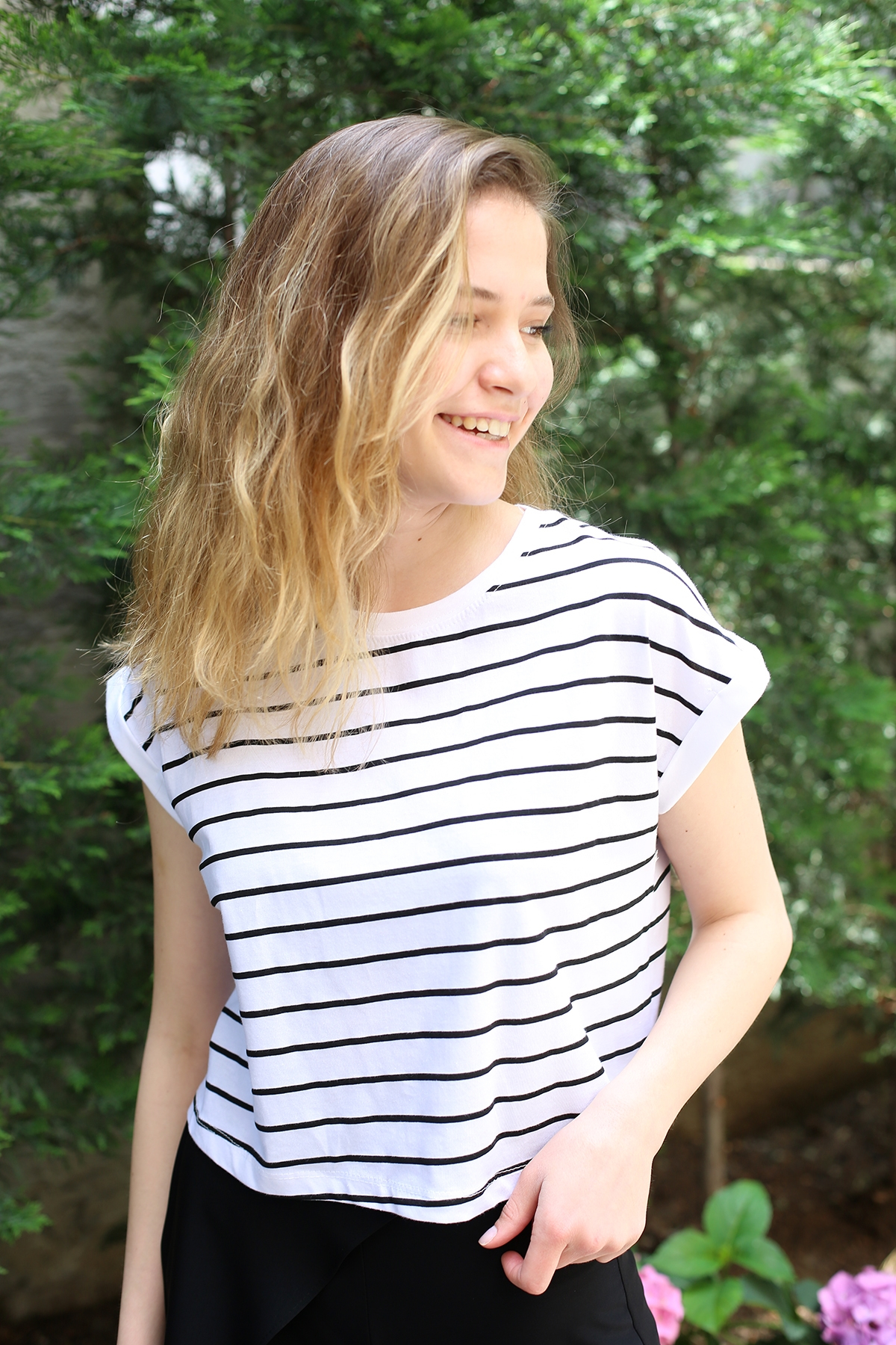 Beyaz Çizgili Crop Tshirt