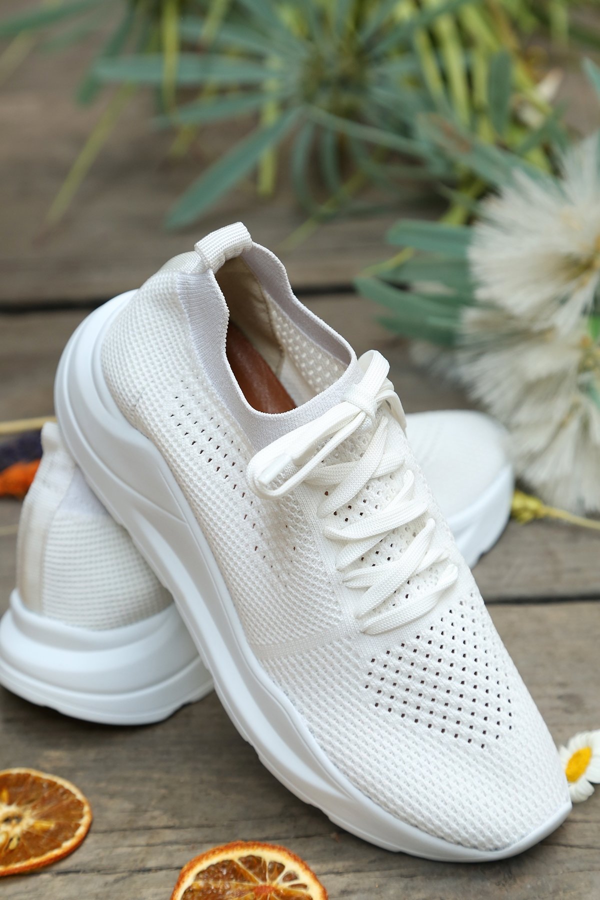 Beyaz Çorap Sneaker