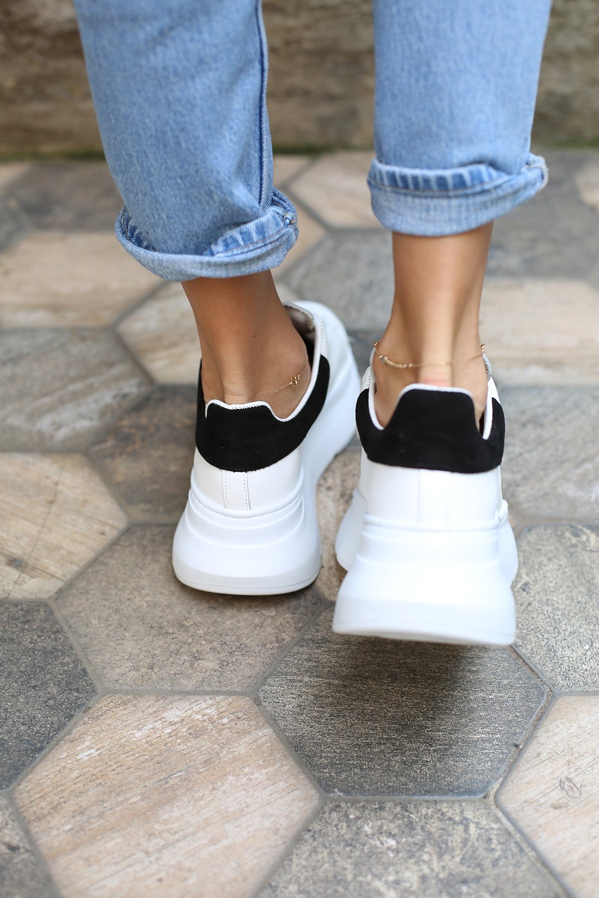 Beyaz Deri Sneaker