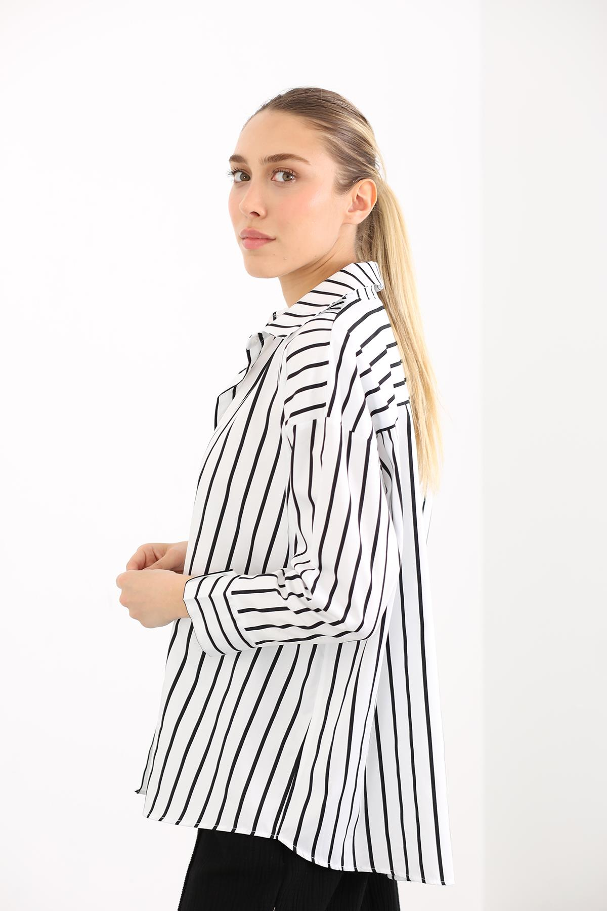 Beyaz Dikey Çizgili Oversize Gömlek 2297