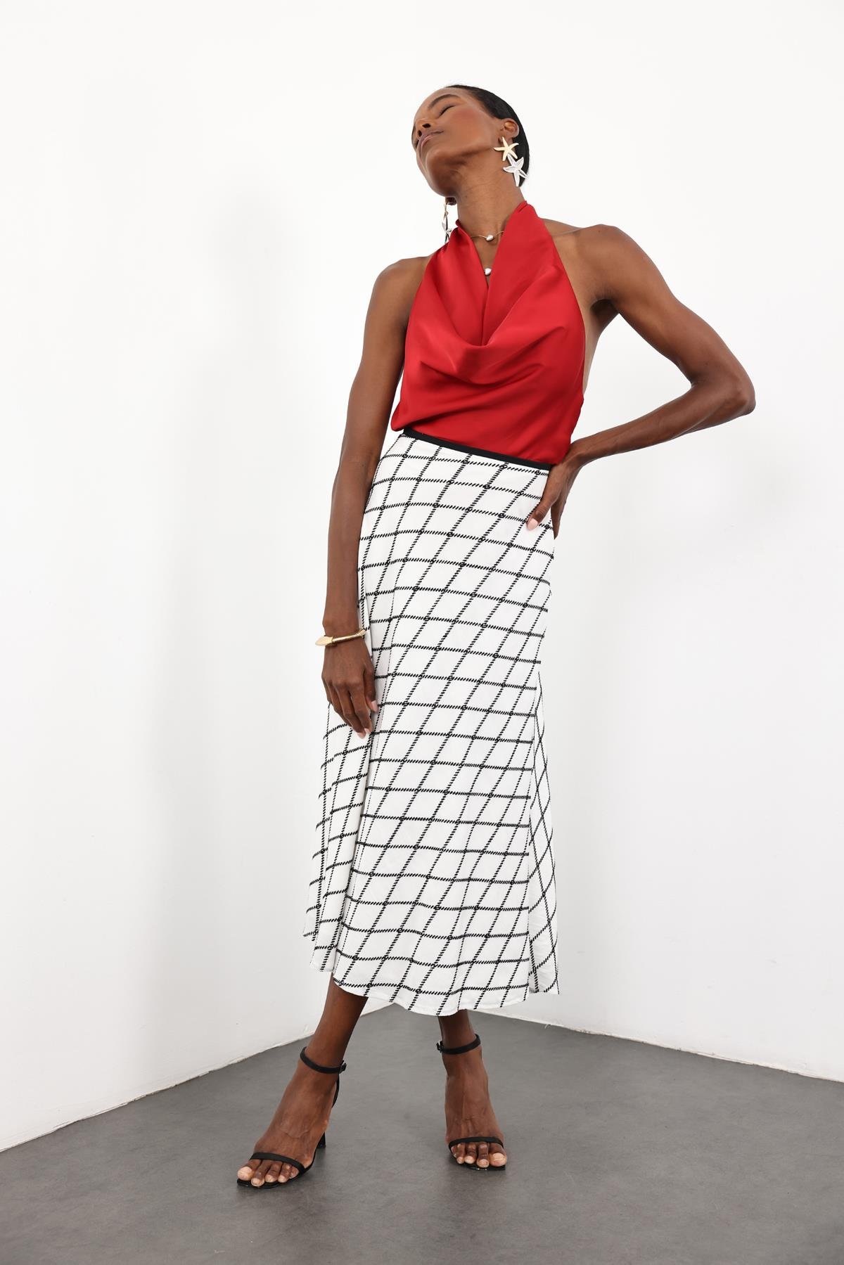 Beyaz Dikiş Detaylı Çan Etek 36606