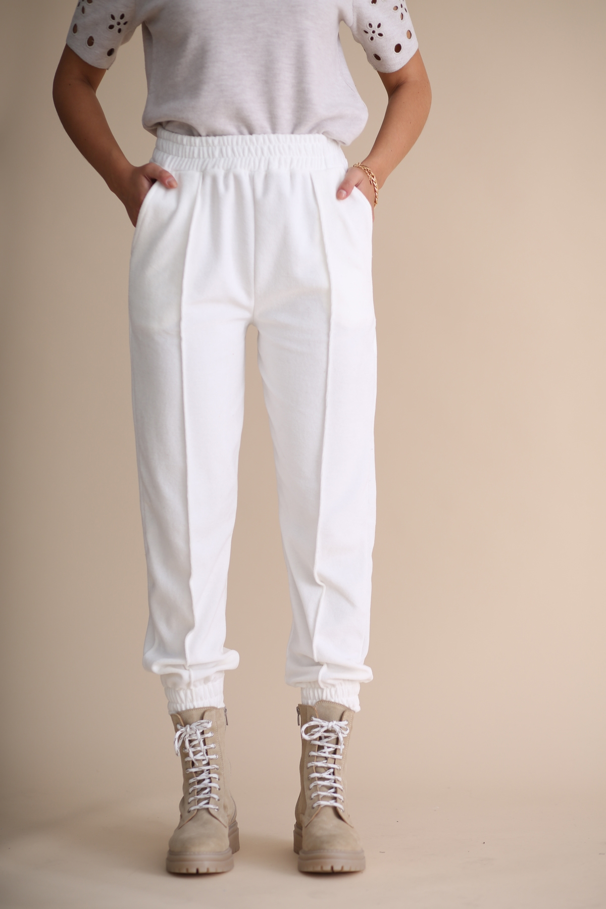 Beyaz Havlu Kadife Jogger Pantolon 33026