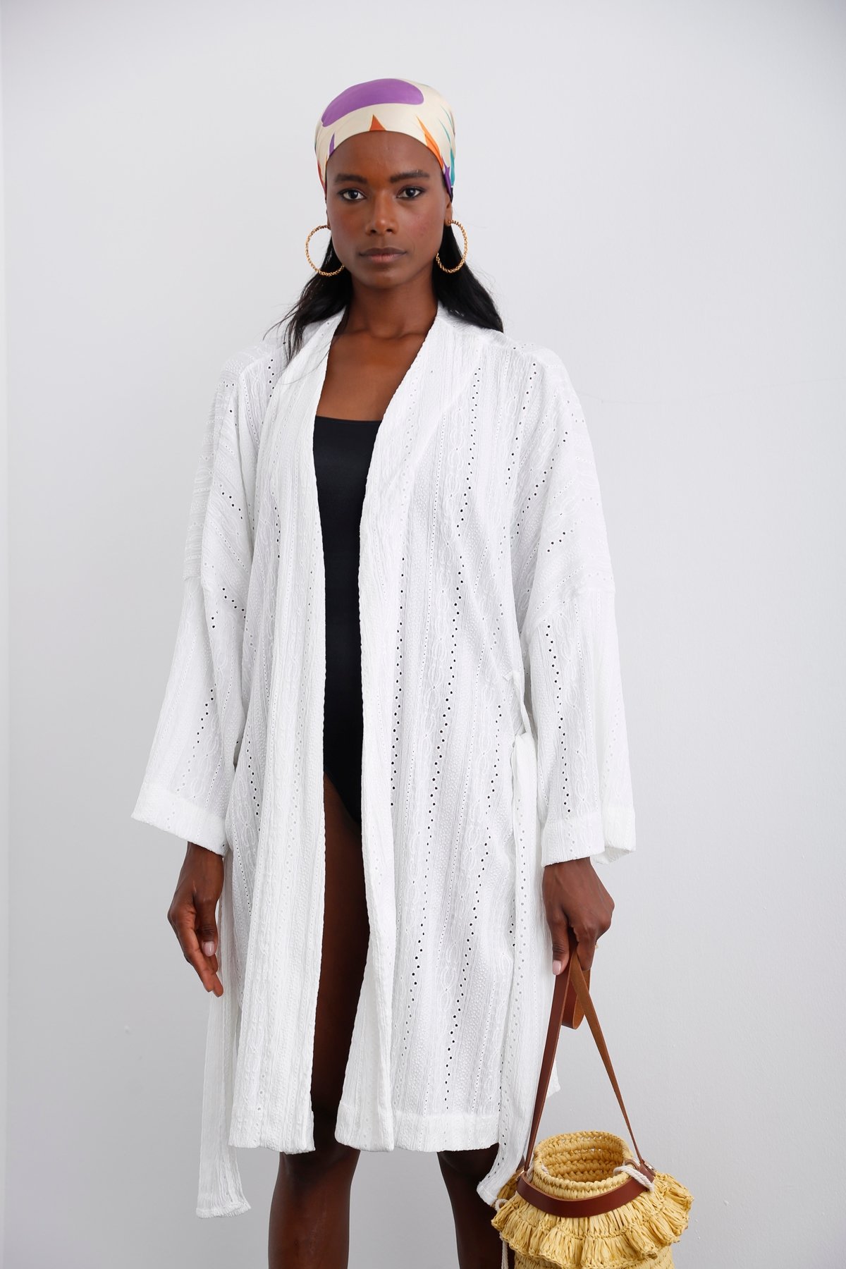 Beyaz Kendinden Kuşaklı Kimono 