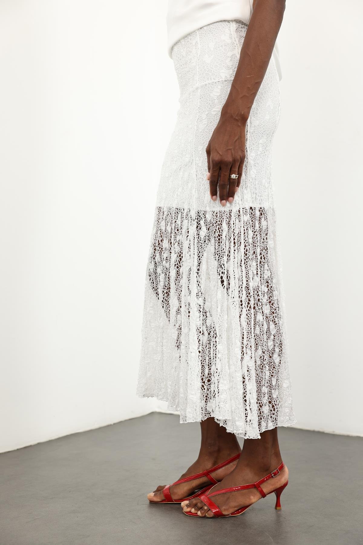 Beyaz Kloş Dantel Etek 251347