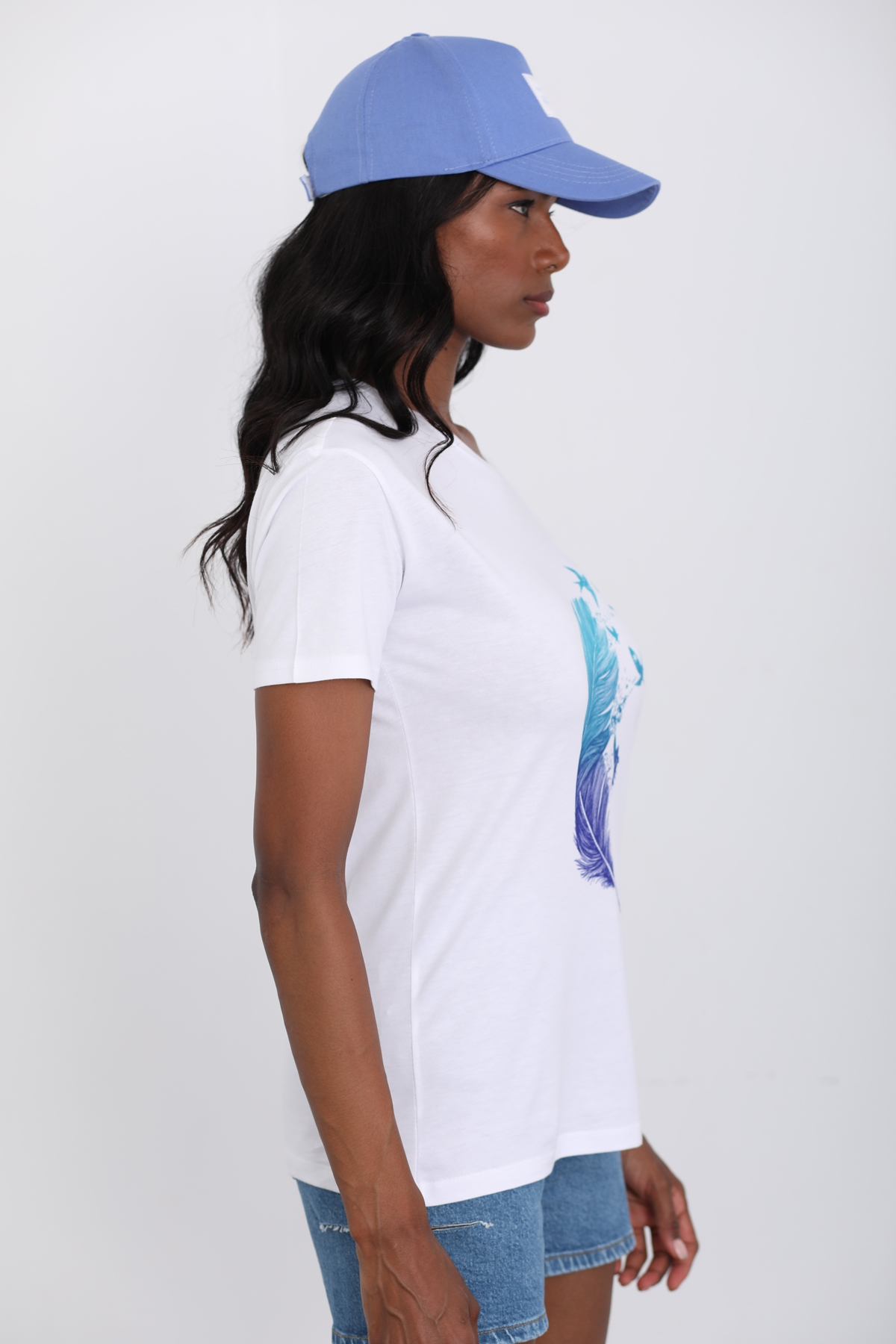 Beyaz Kuş Tüyü Baskılı Tshirt 4233
