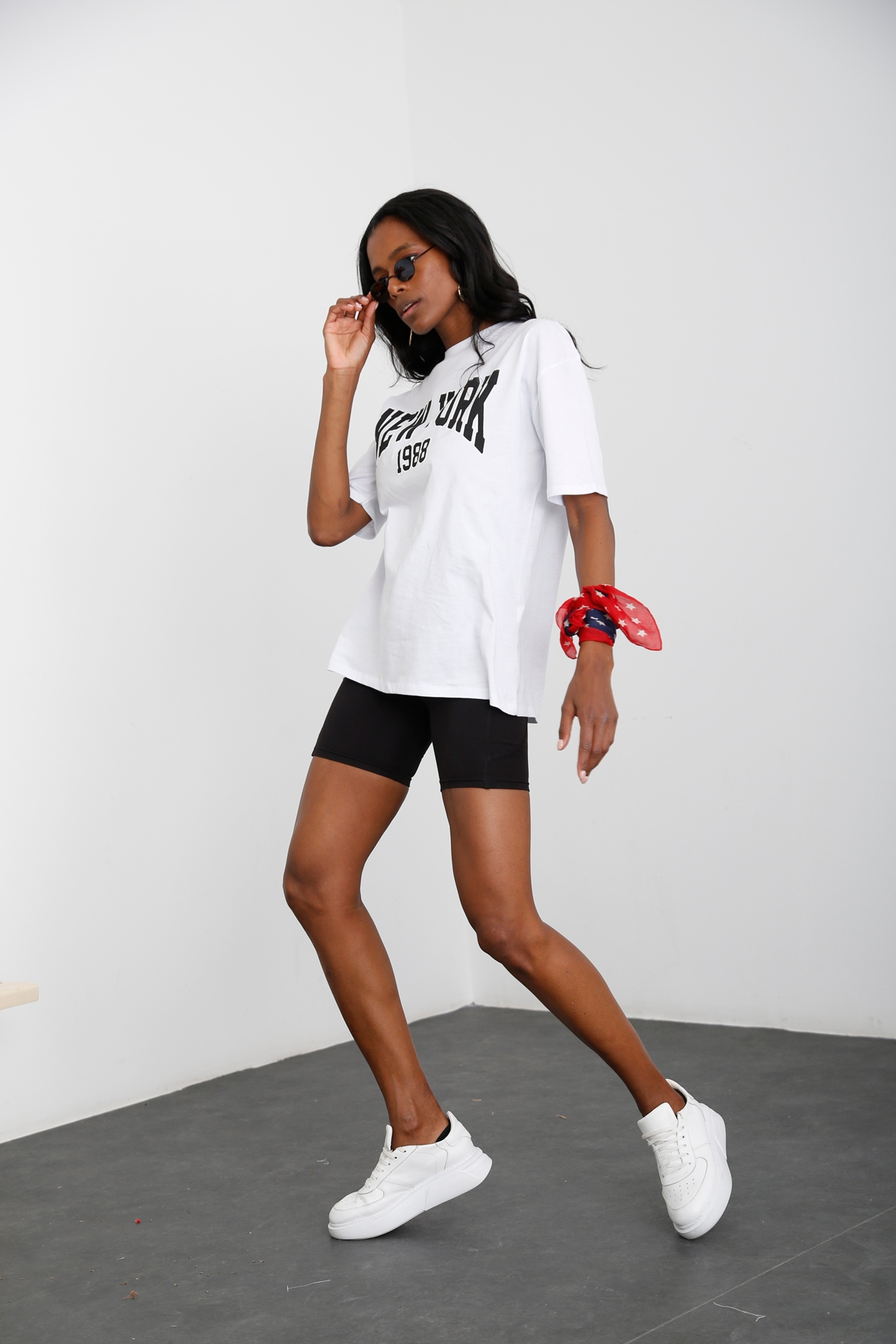 Beyaz New York Baskılı Tshirt 3700