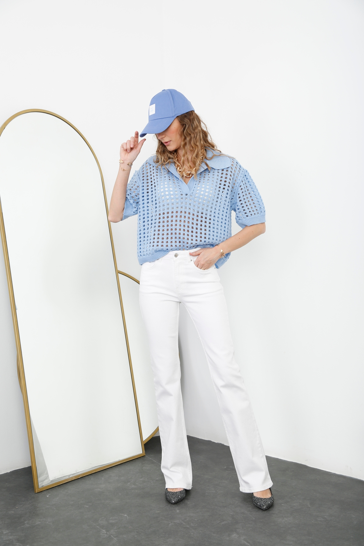 Beyaz Orta Bel Straight Fit Jean 2566