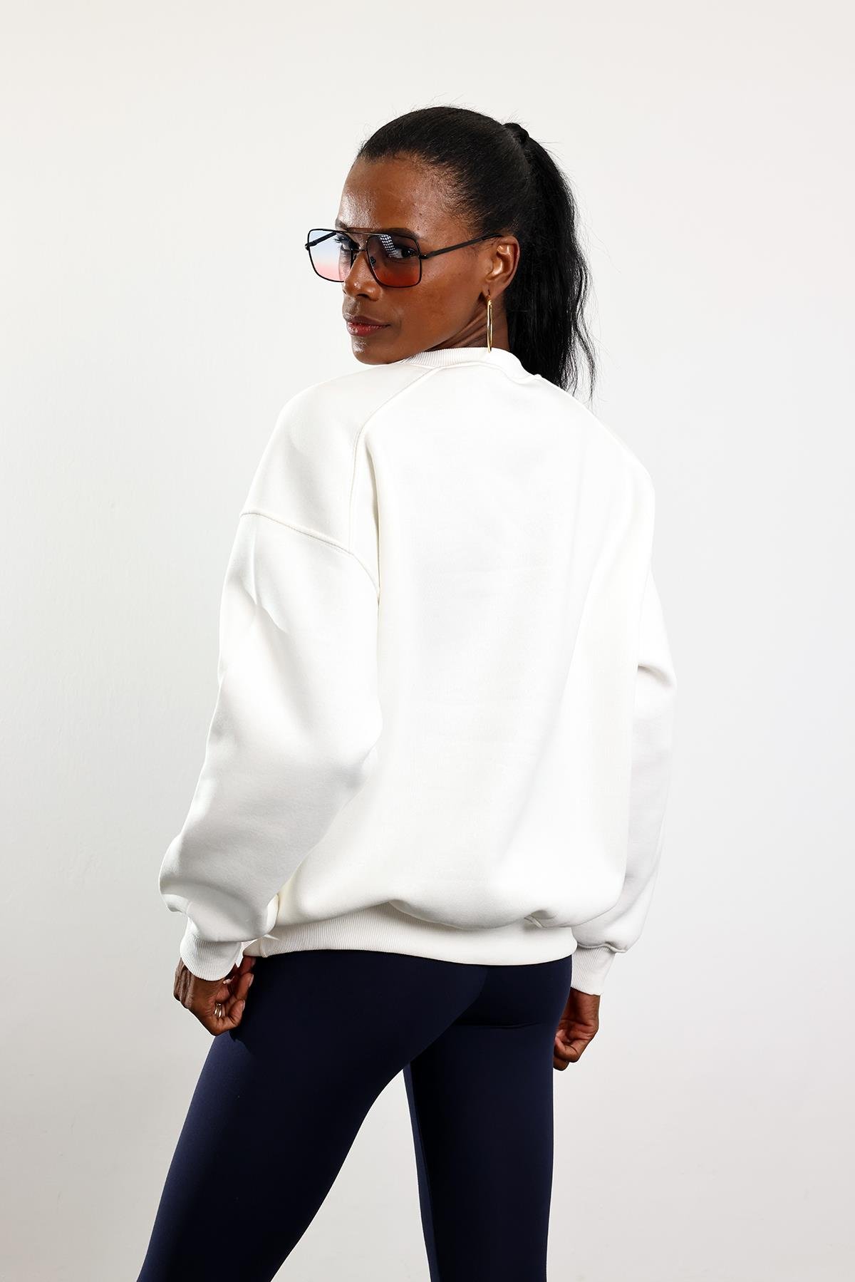 Beyaz Parçalı Basic Sweatshirt 3408