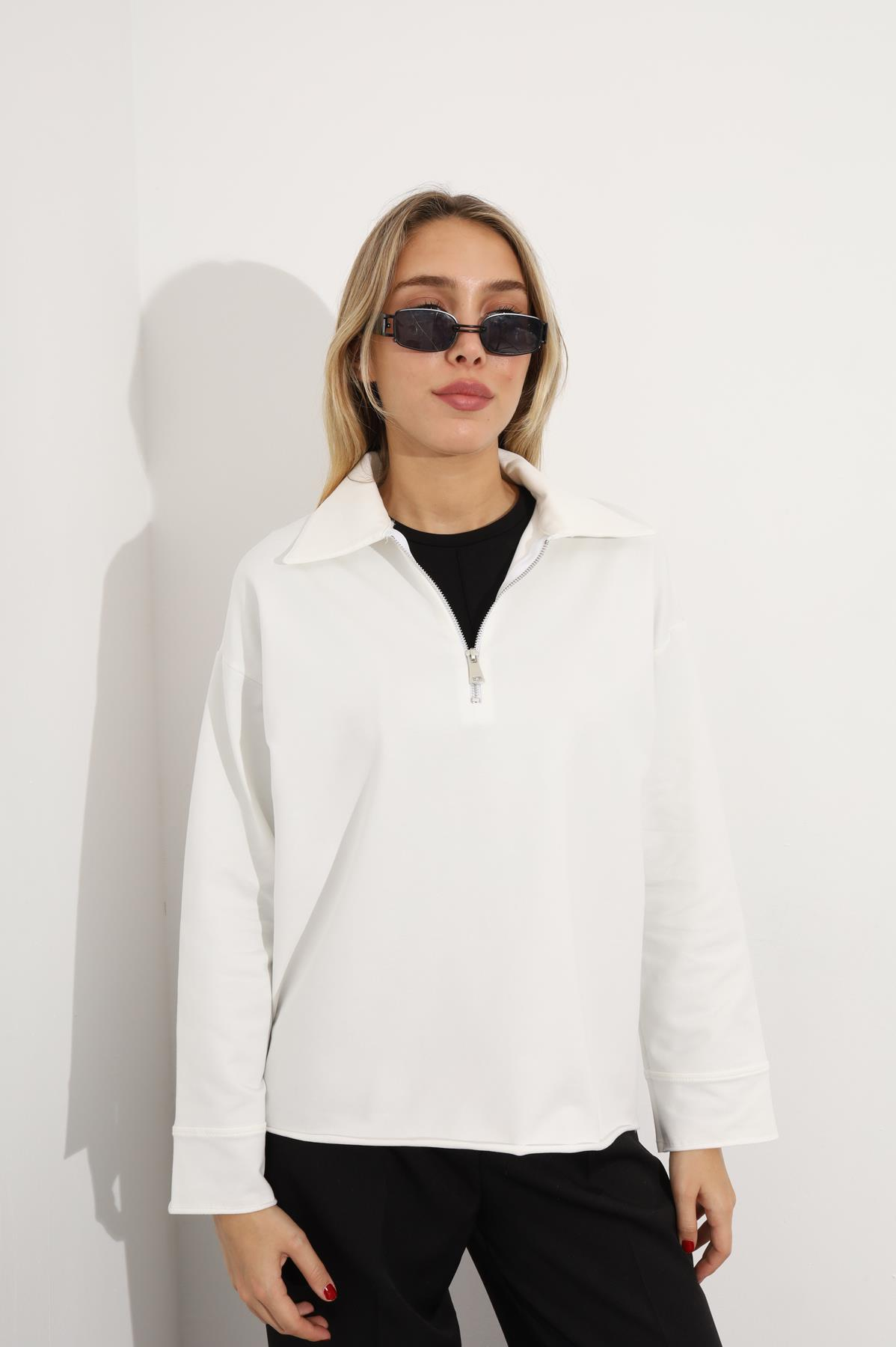 Beyaz Polo Yaka Fermuarlı Sweatshirt 24465