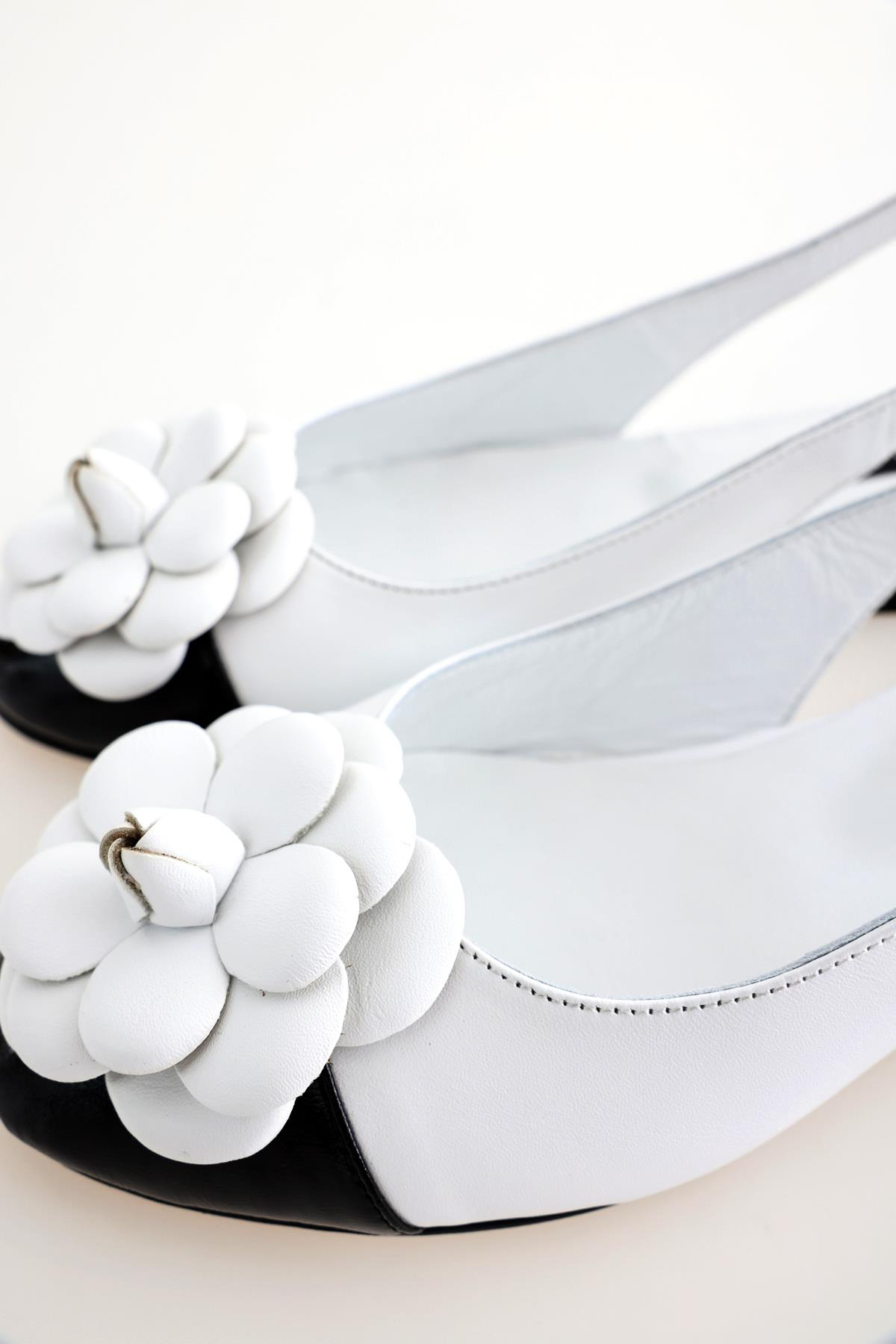 Beyaz Slingback Babet 209