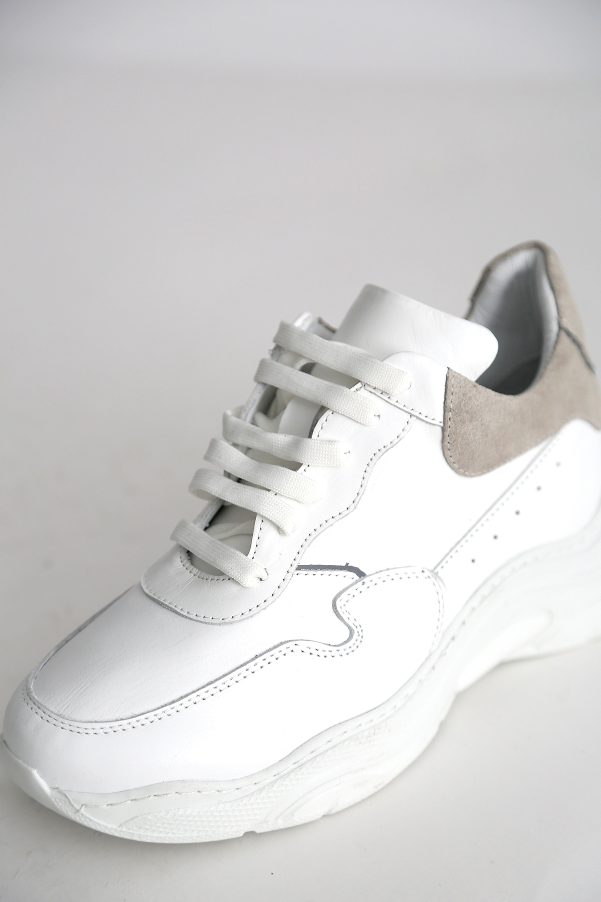 Beyaz Sneaker A19294