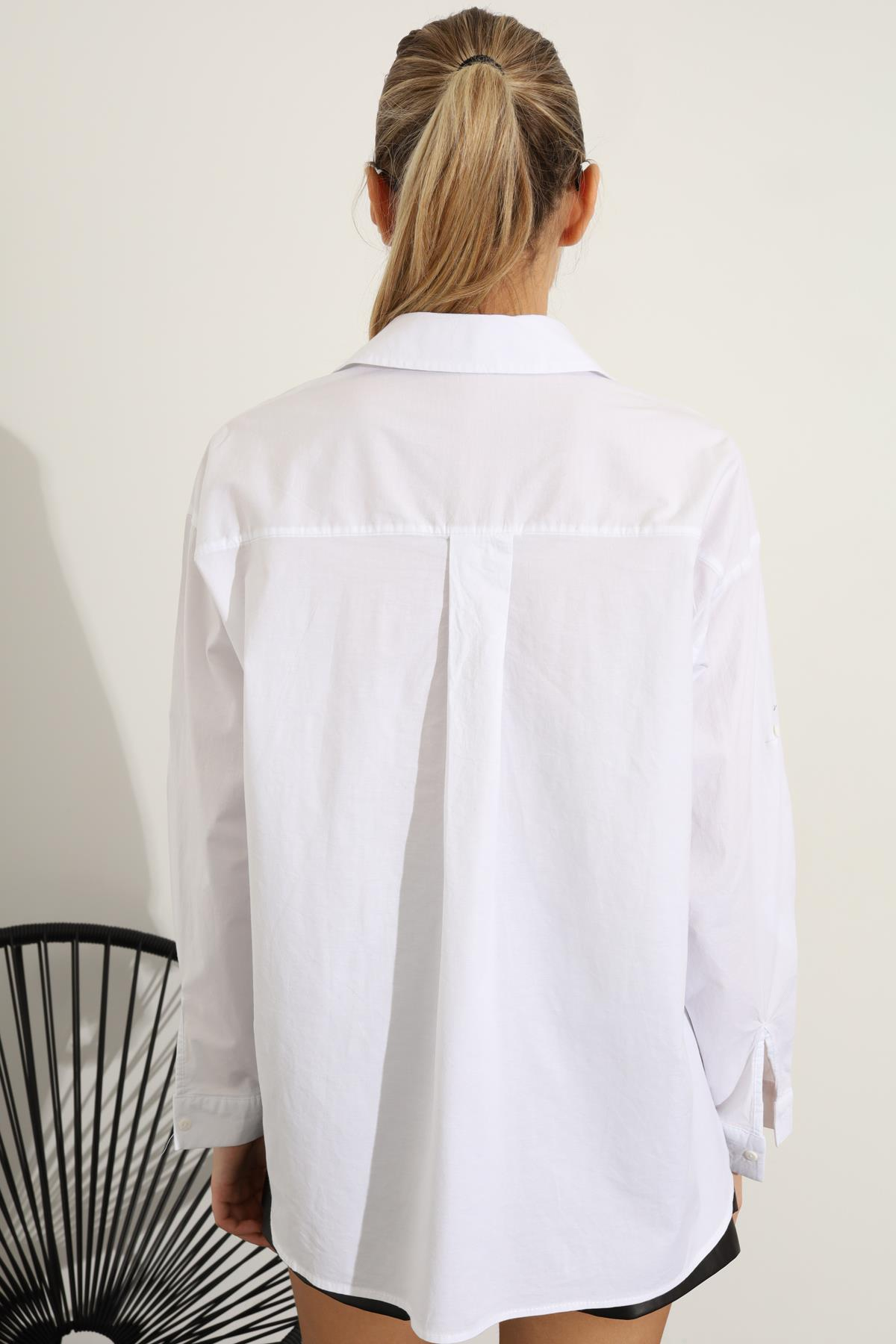 Beyaz Tek Cepli Oversize Gömlek 3802