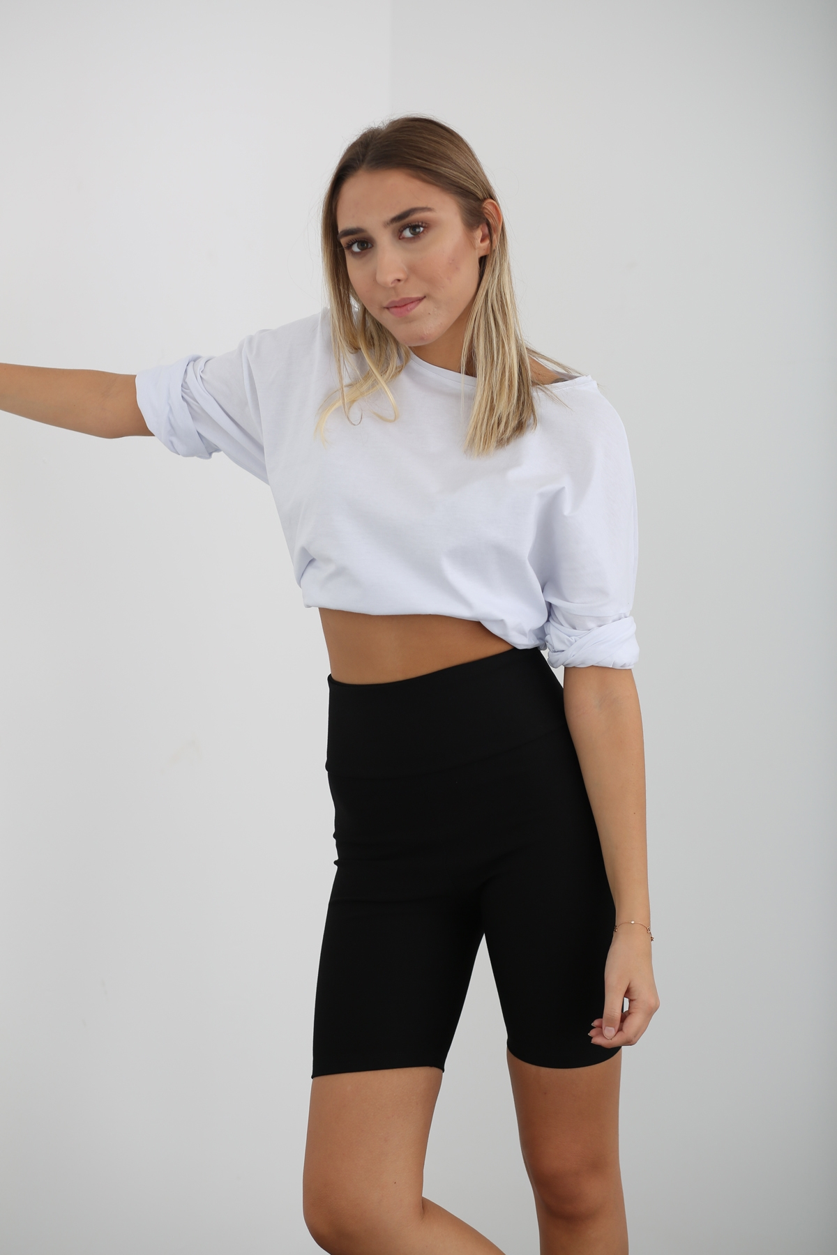 Beyaz Uzun Kol Basic Tshirt 0106