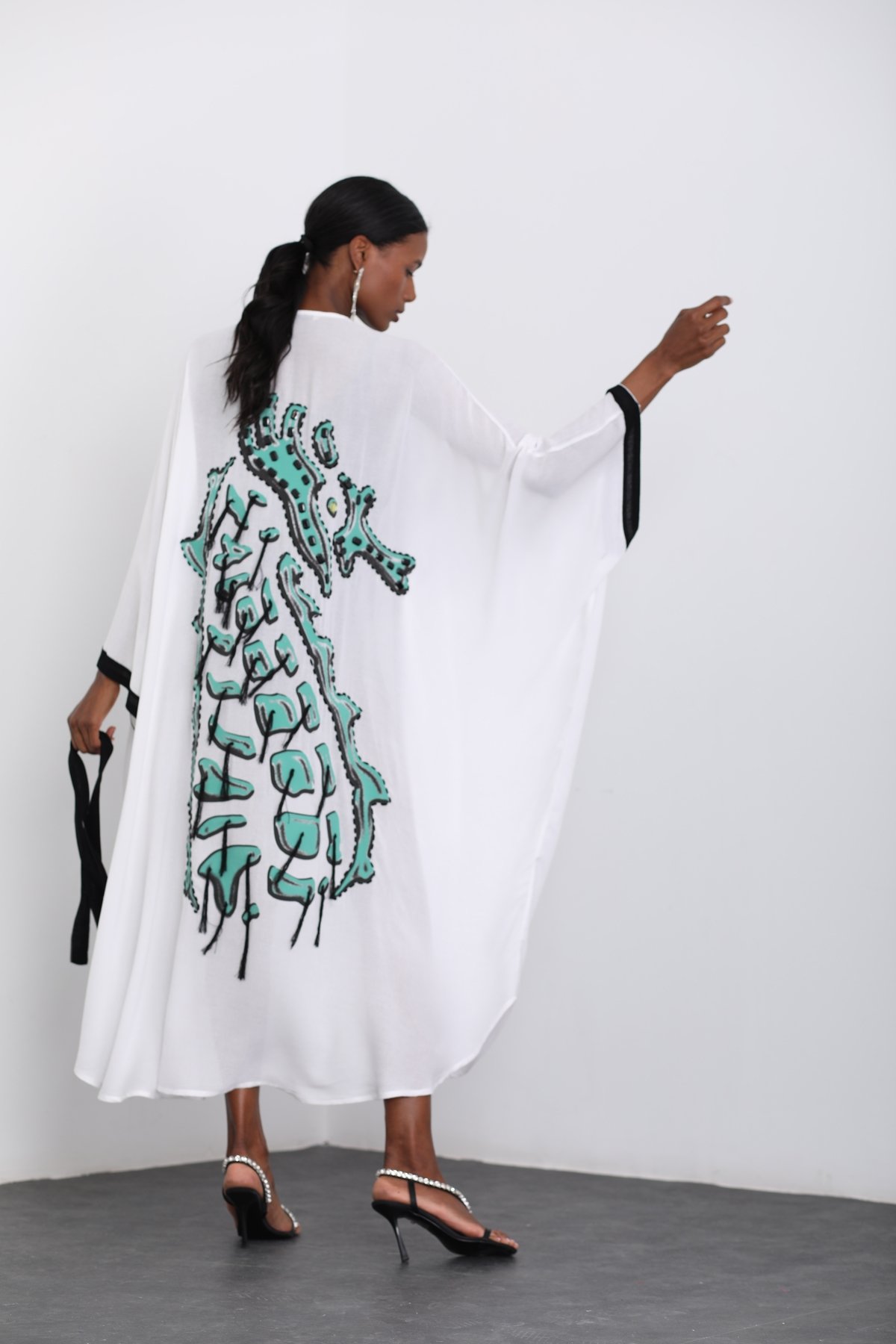 Beyaz Yarasa Kol Kuşaklı Kimono 638