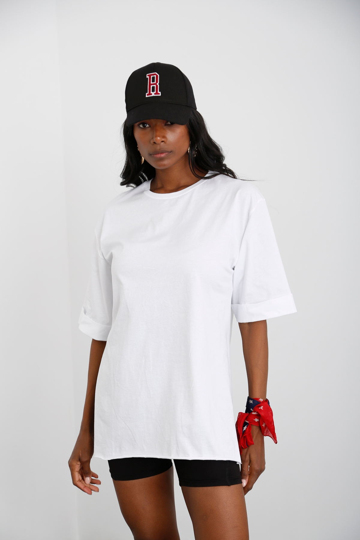 Beyaz Yırtmaçlı Boyfriend Tshirt 3285